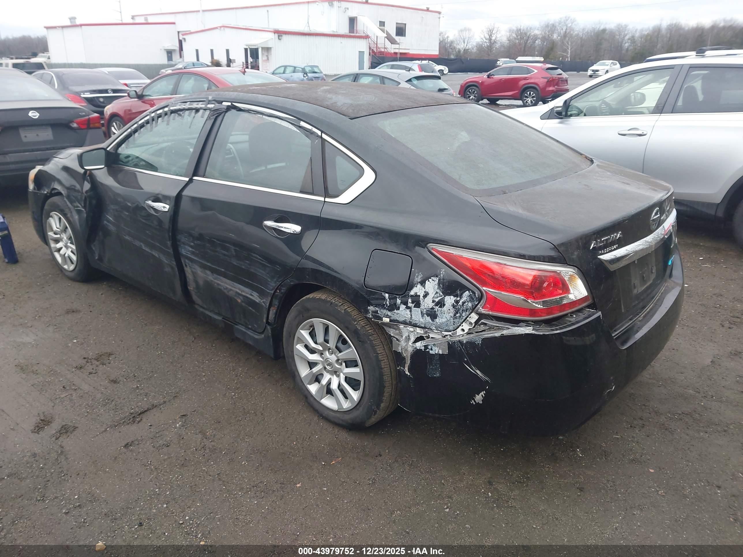NISSAN ALTIMA image 3