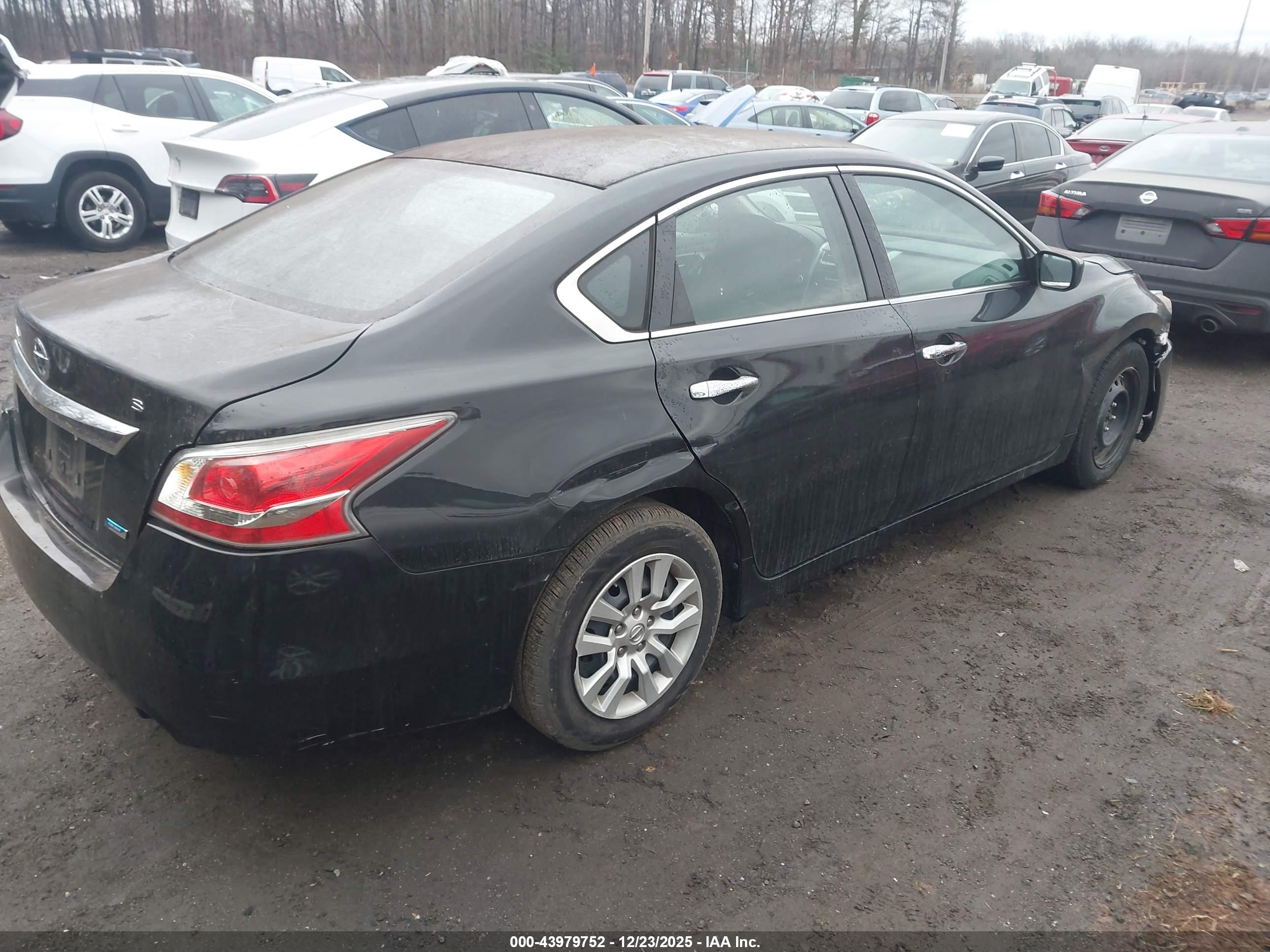 NISSAN ALTIMA image 4