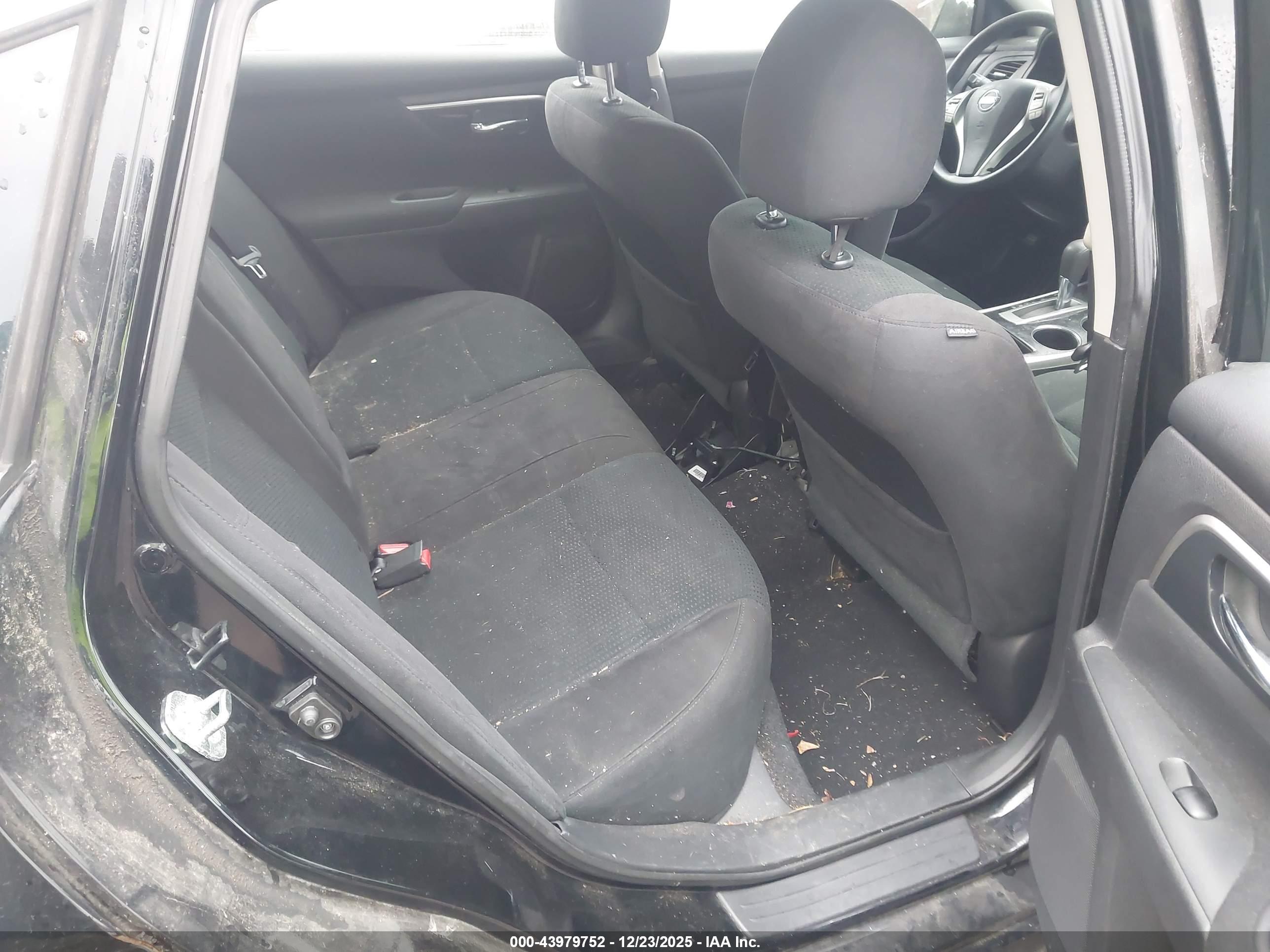 NISSAN ALTIMA image 8