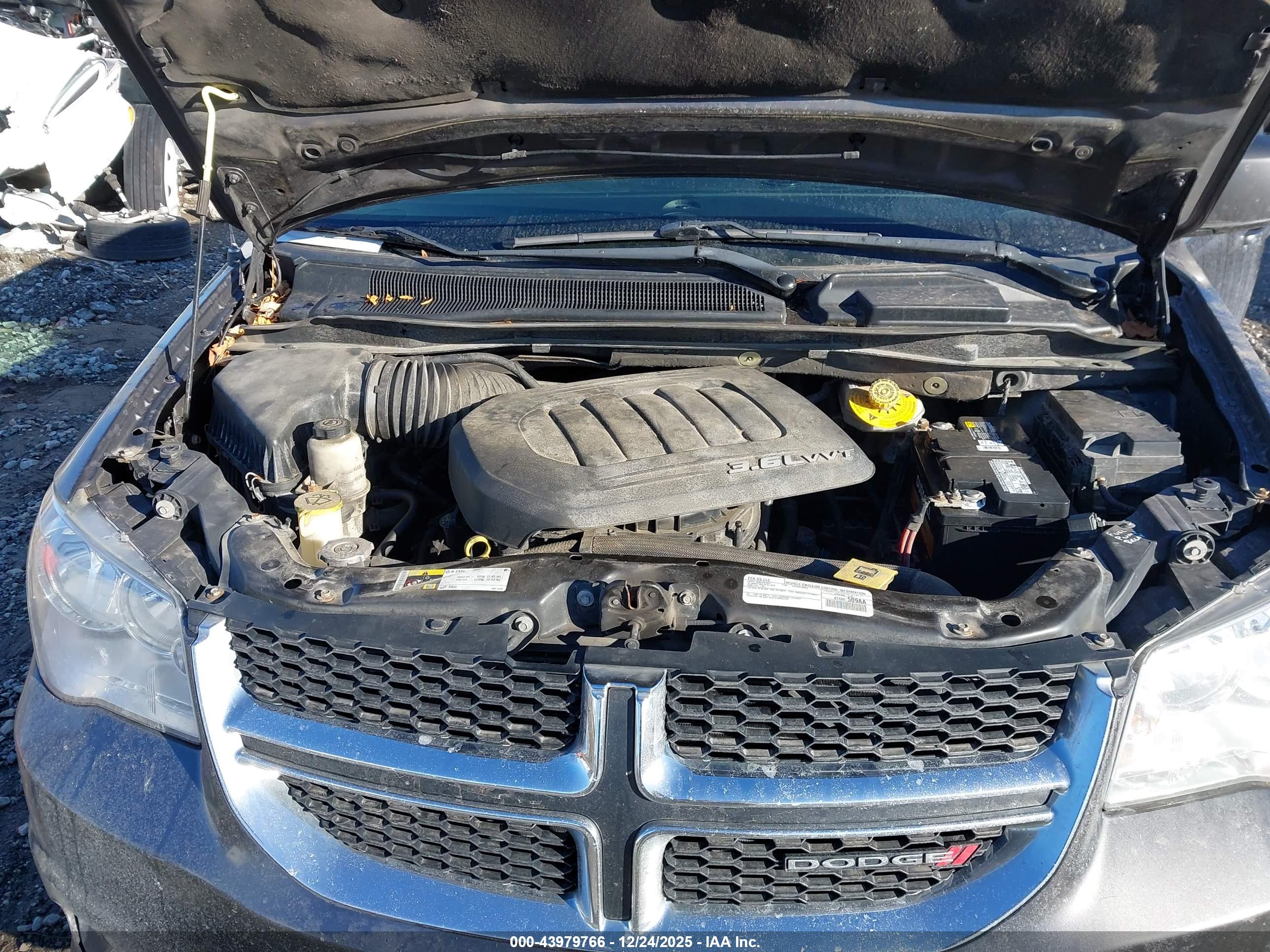 DODGE GRAND image 10