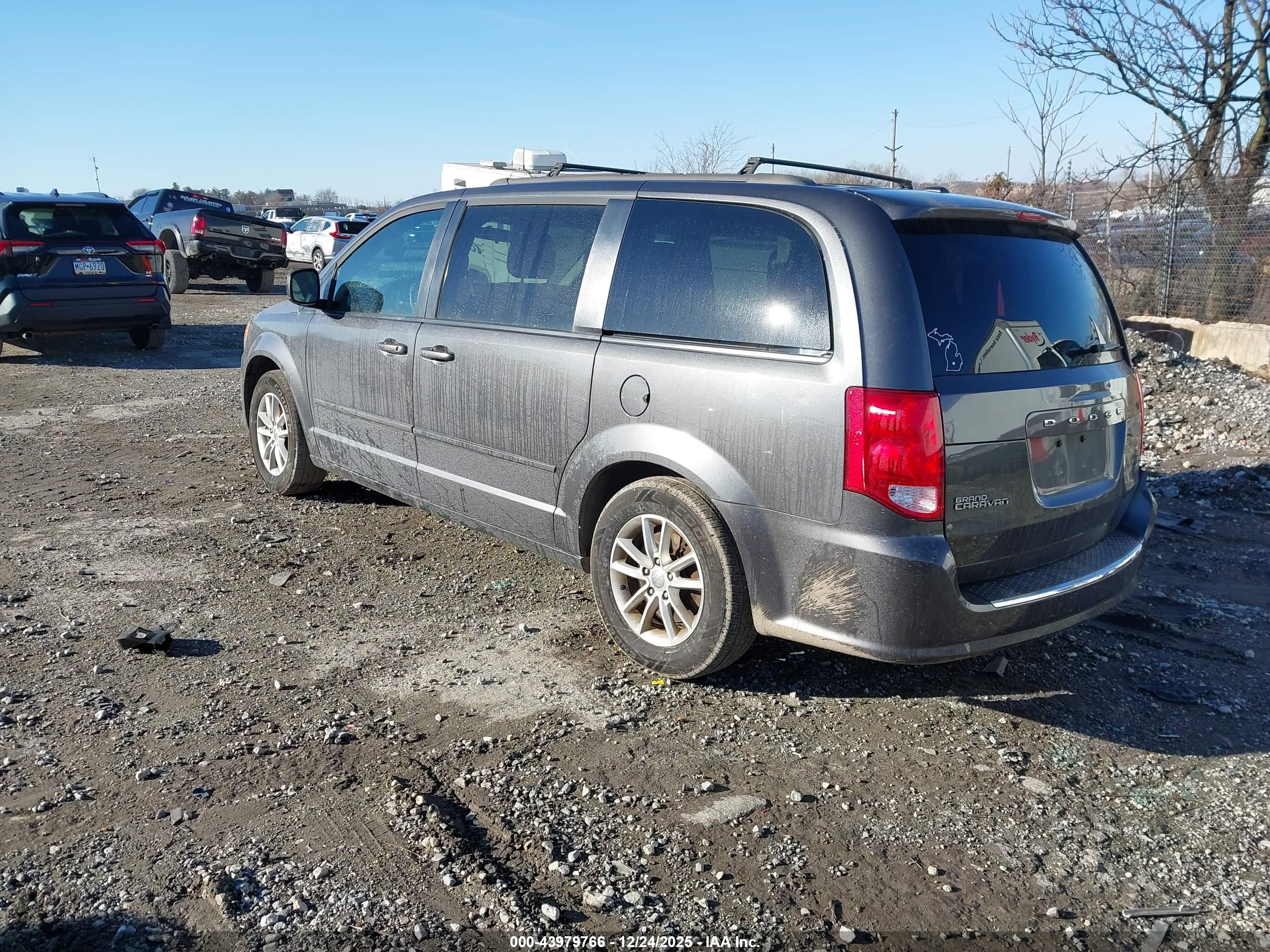 DODGE GRAND image 3