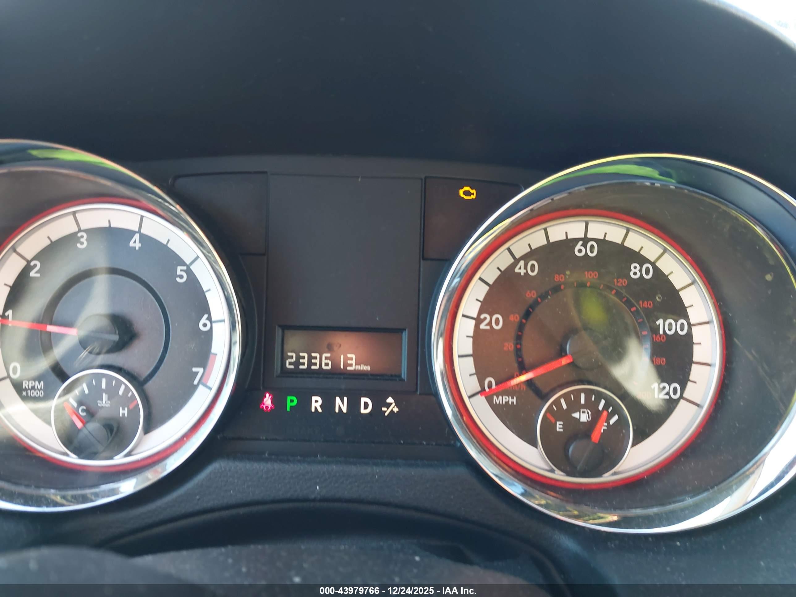 DODGE GRAND image 7