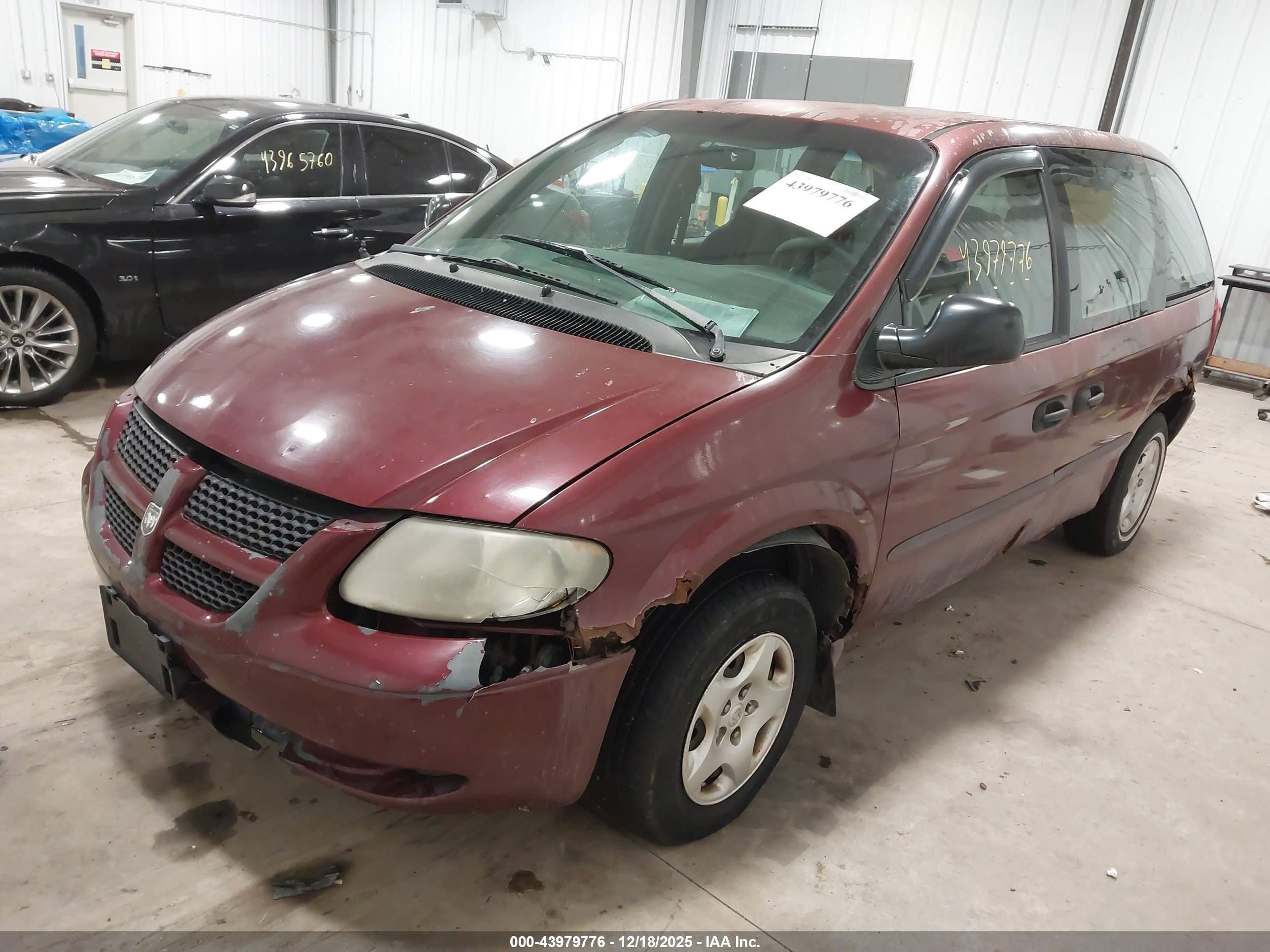 DODGE CARAVAN image 2