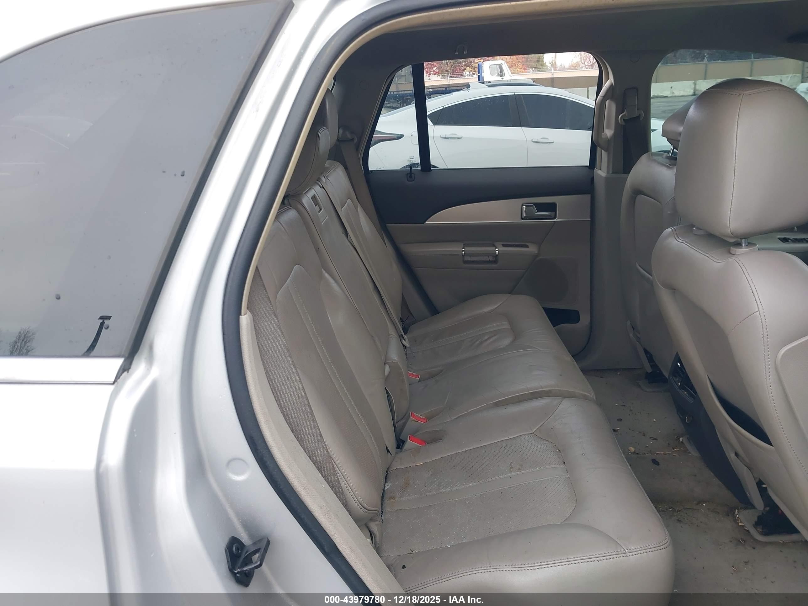 LINCOLN MKX image 8