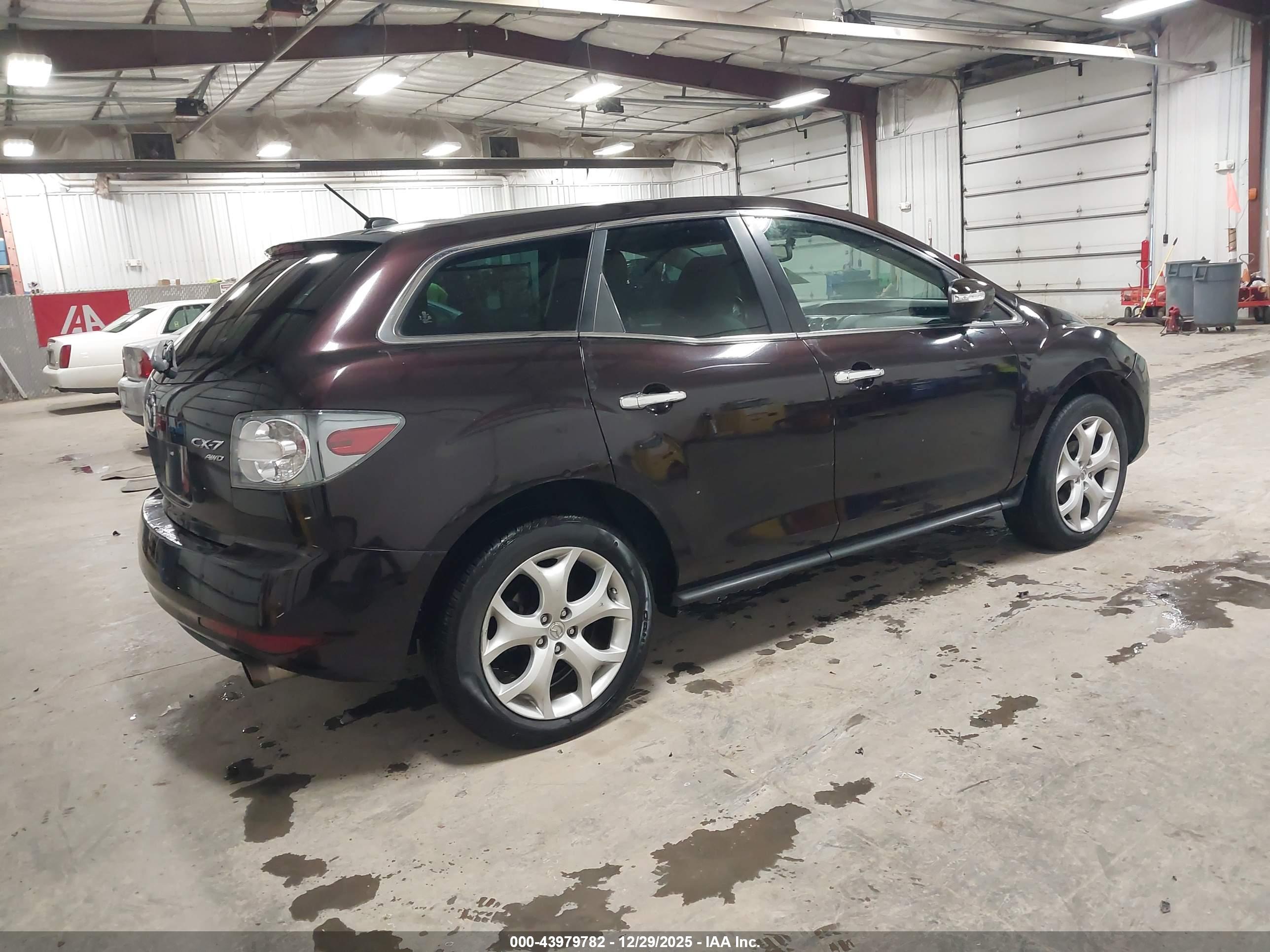 MAZDA CX-7 image 4