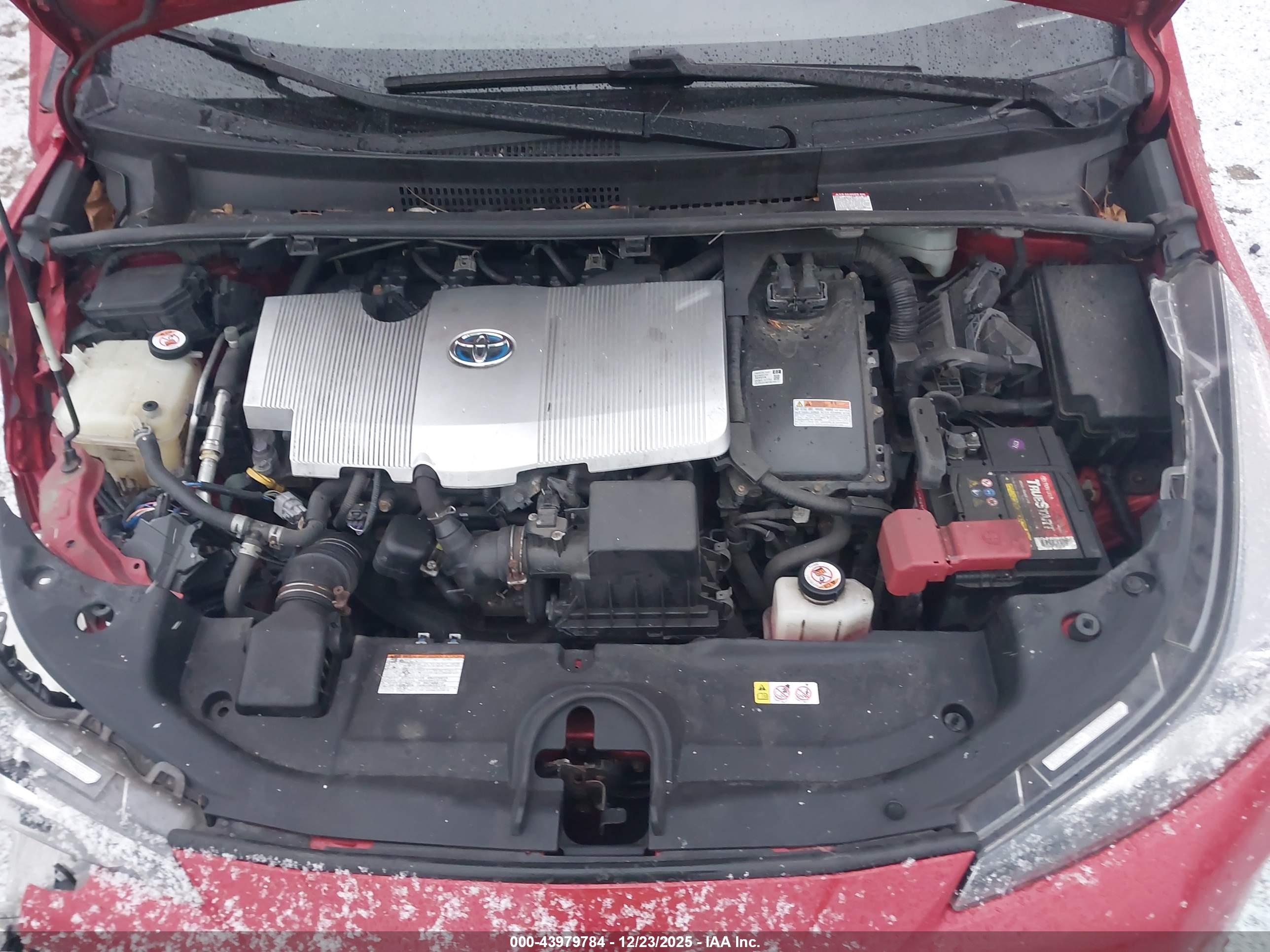 TOYOTA PRIUS image 10