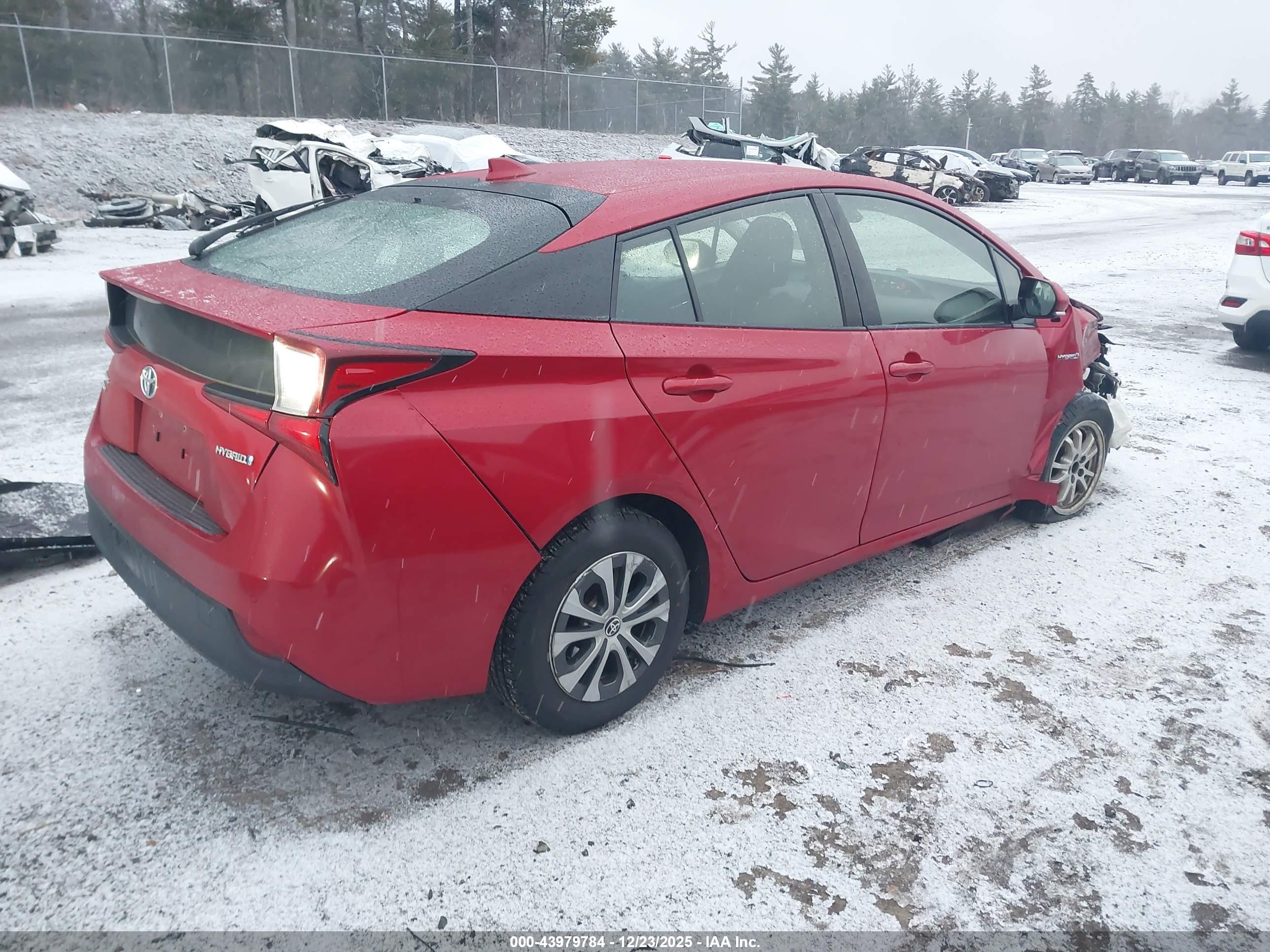 TOYOTA PRIUS image 4