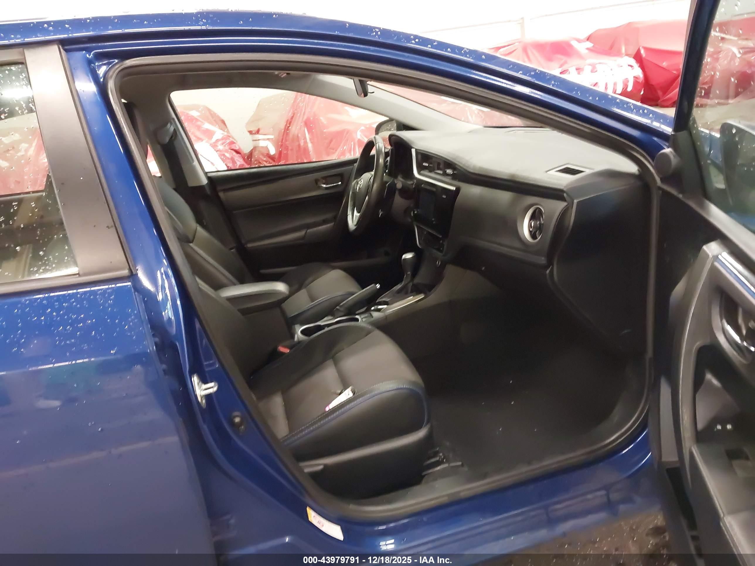 TOYOTA COROLLA image 5