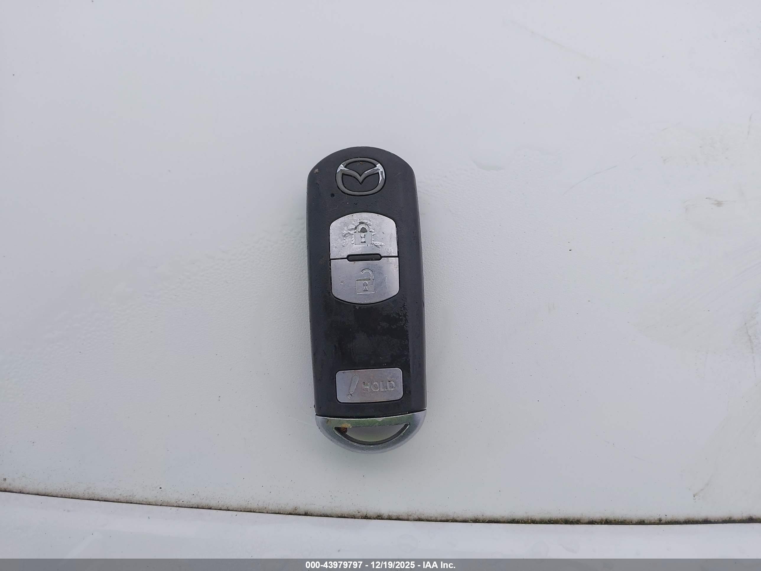 MAZDA CX-5 image 11