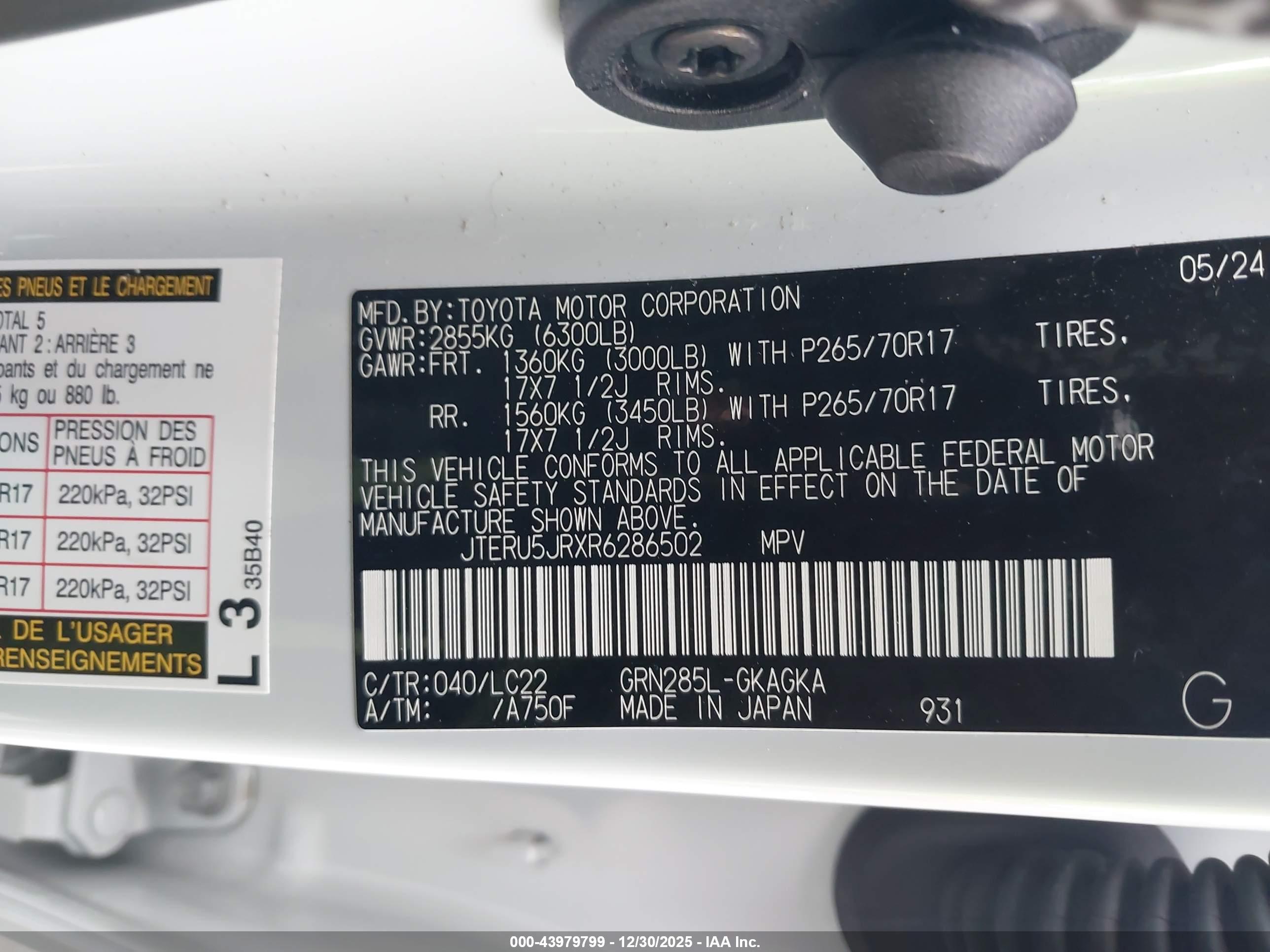 TOYOTA 4RUNNER image 9