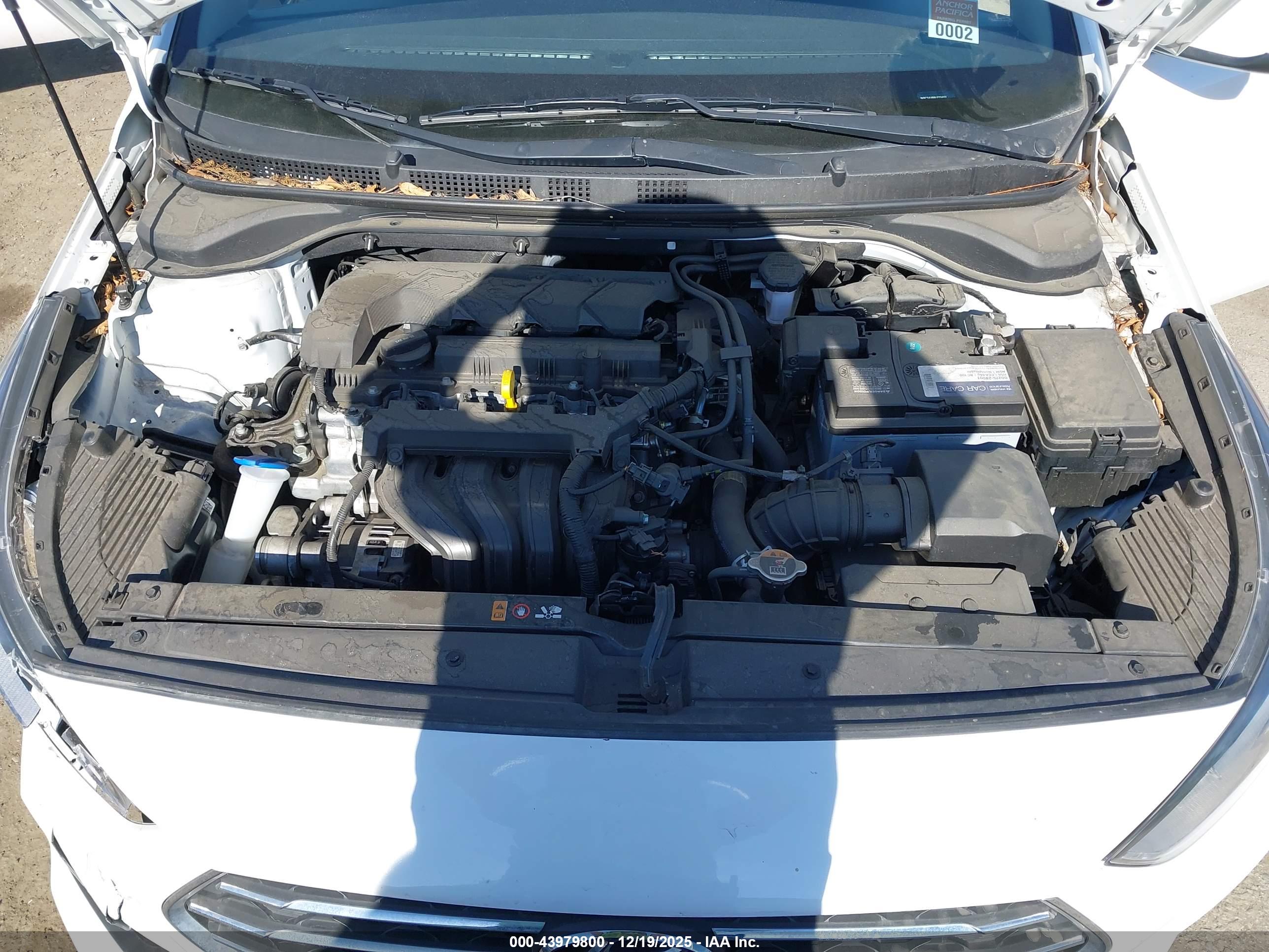 HYUNDAI ACCENT image 10