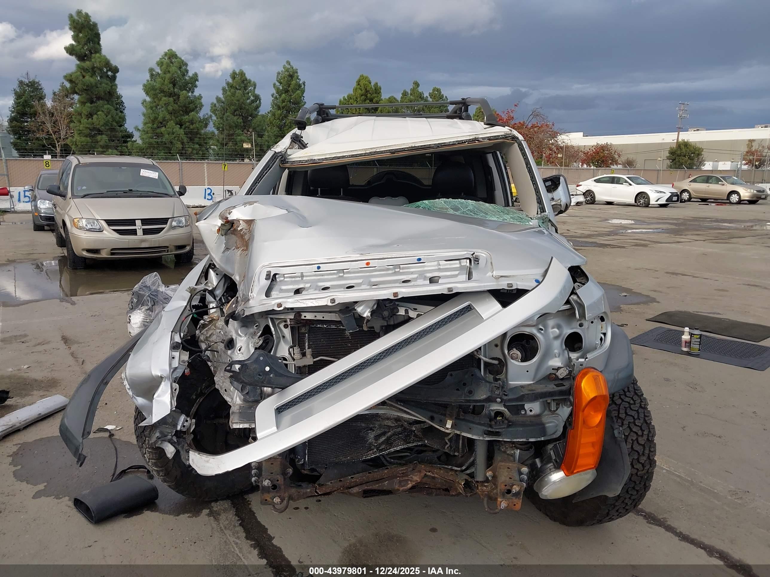 TOYOTA FJ image 6
