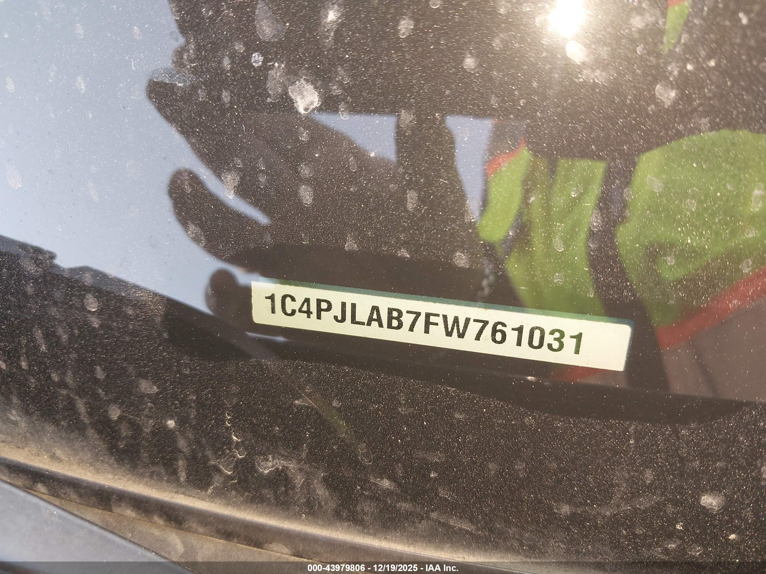 JEEP CHEROKEE image 9