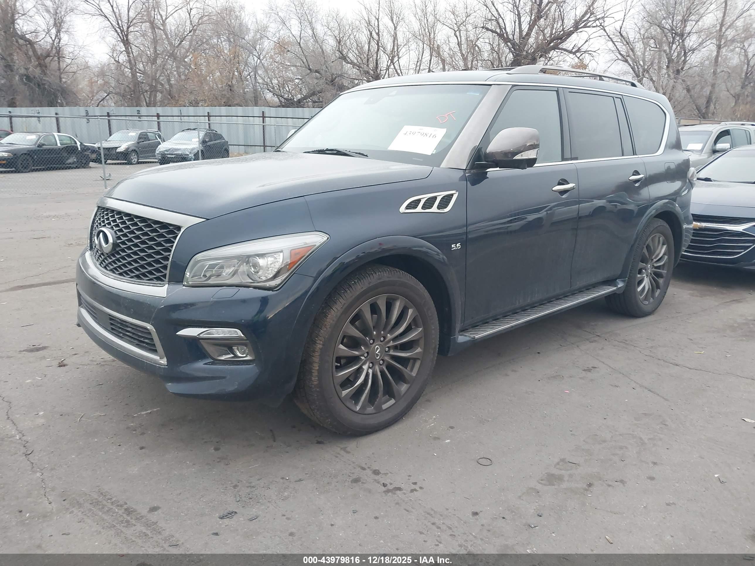 INFINITI QX80 image 2