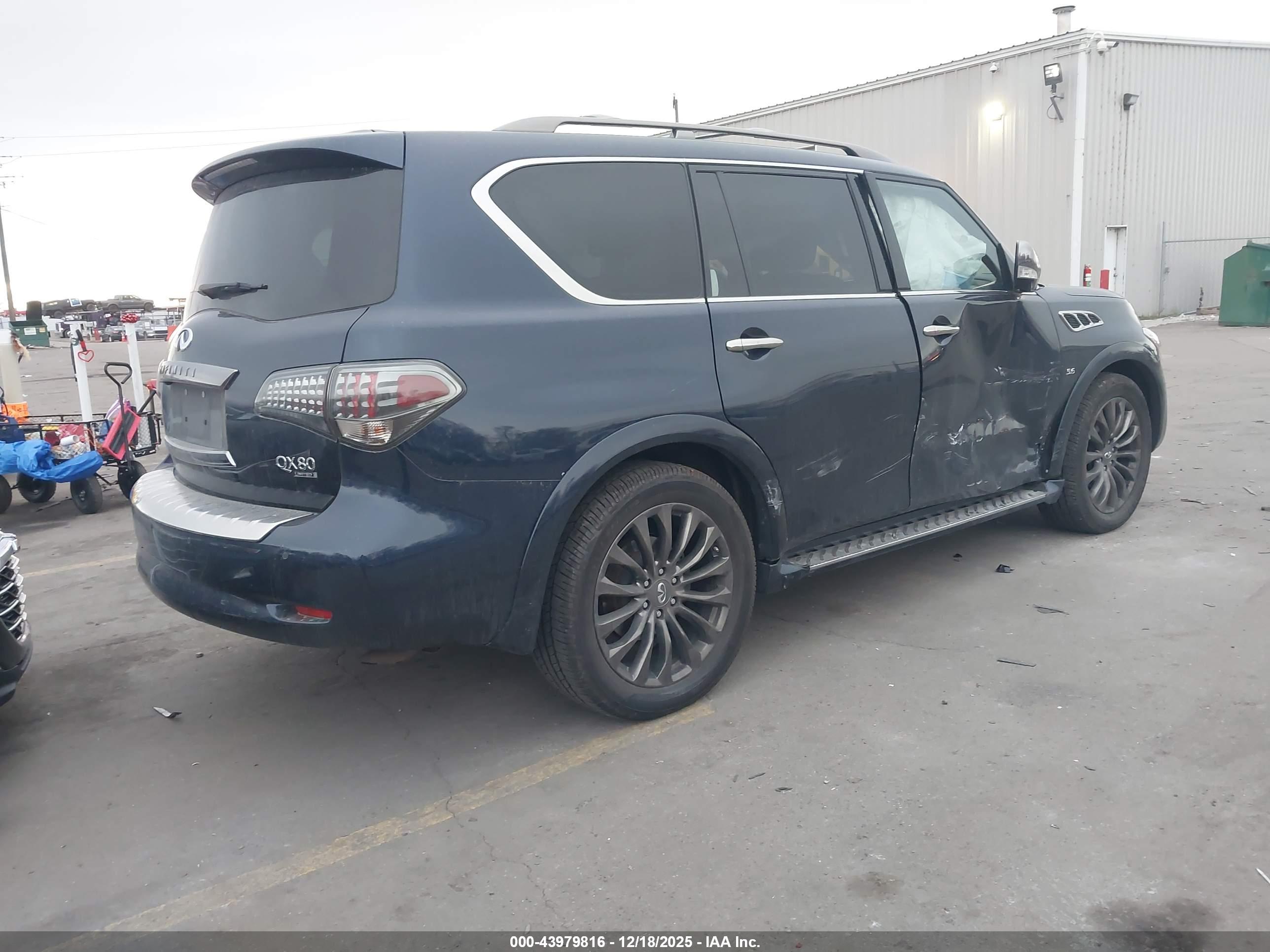 INFINITI QX80 image 4