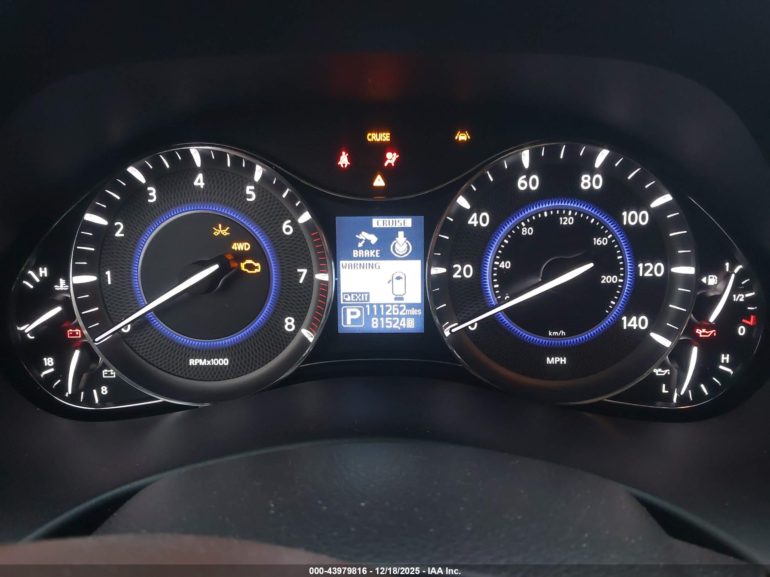INFINITI QX80 image 7
