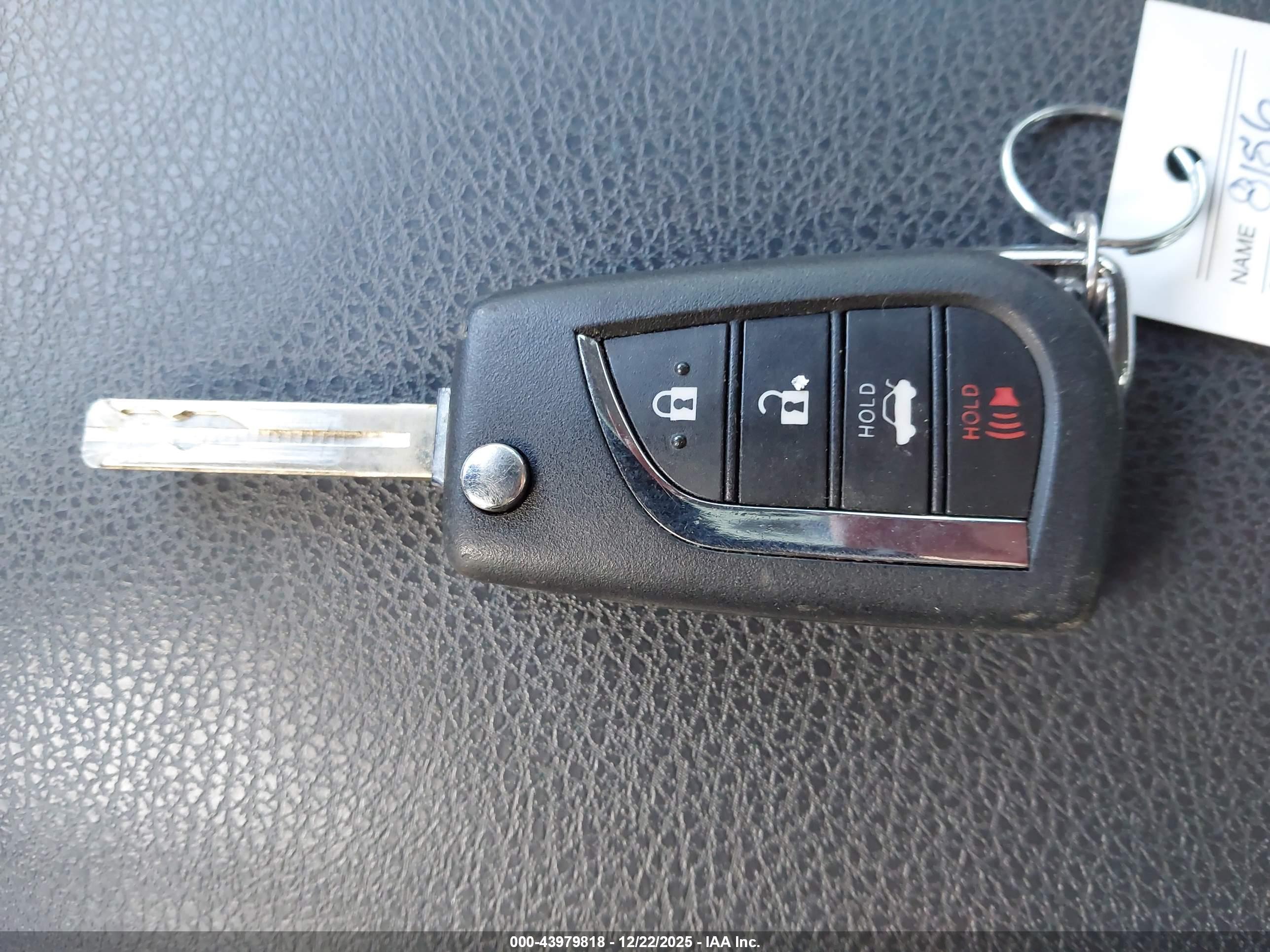 TOYOTA CAMRY image 11