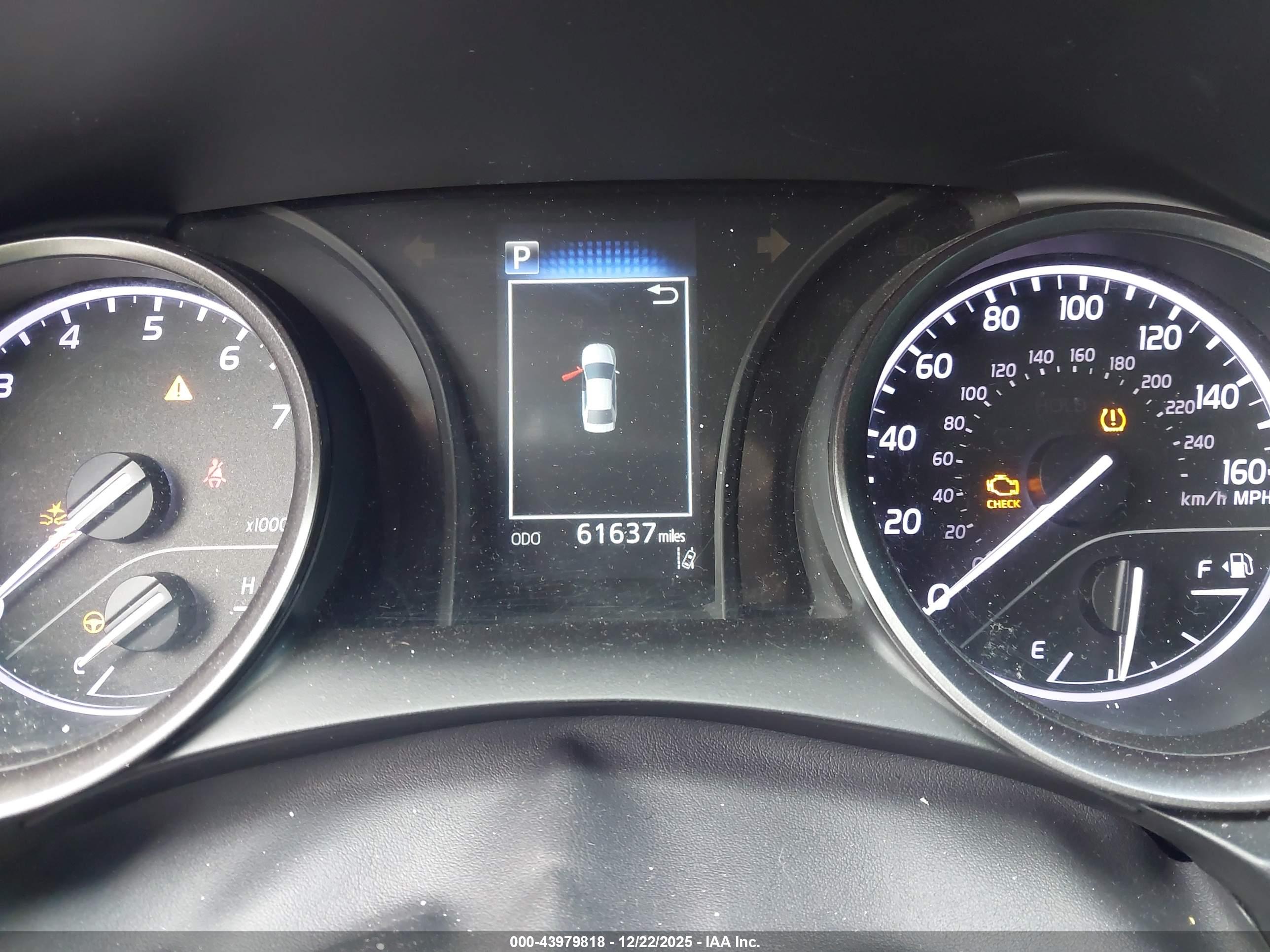 TOYOTA CAMRY image 7