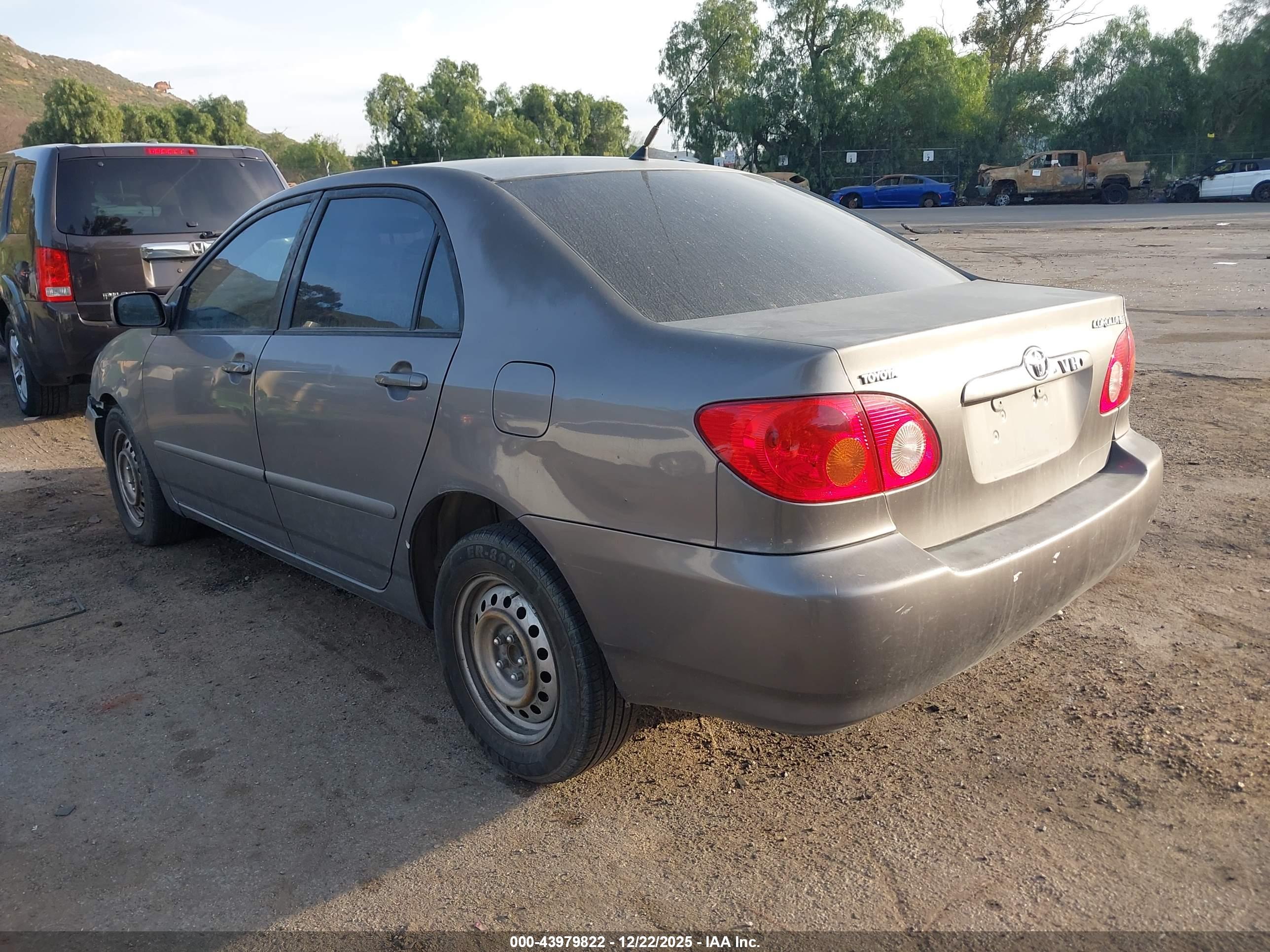 TOYOTA COROLLA image 3