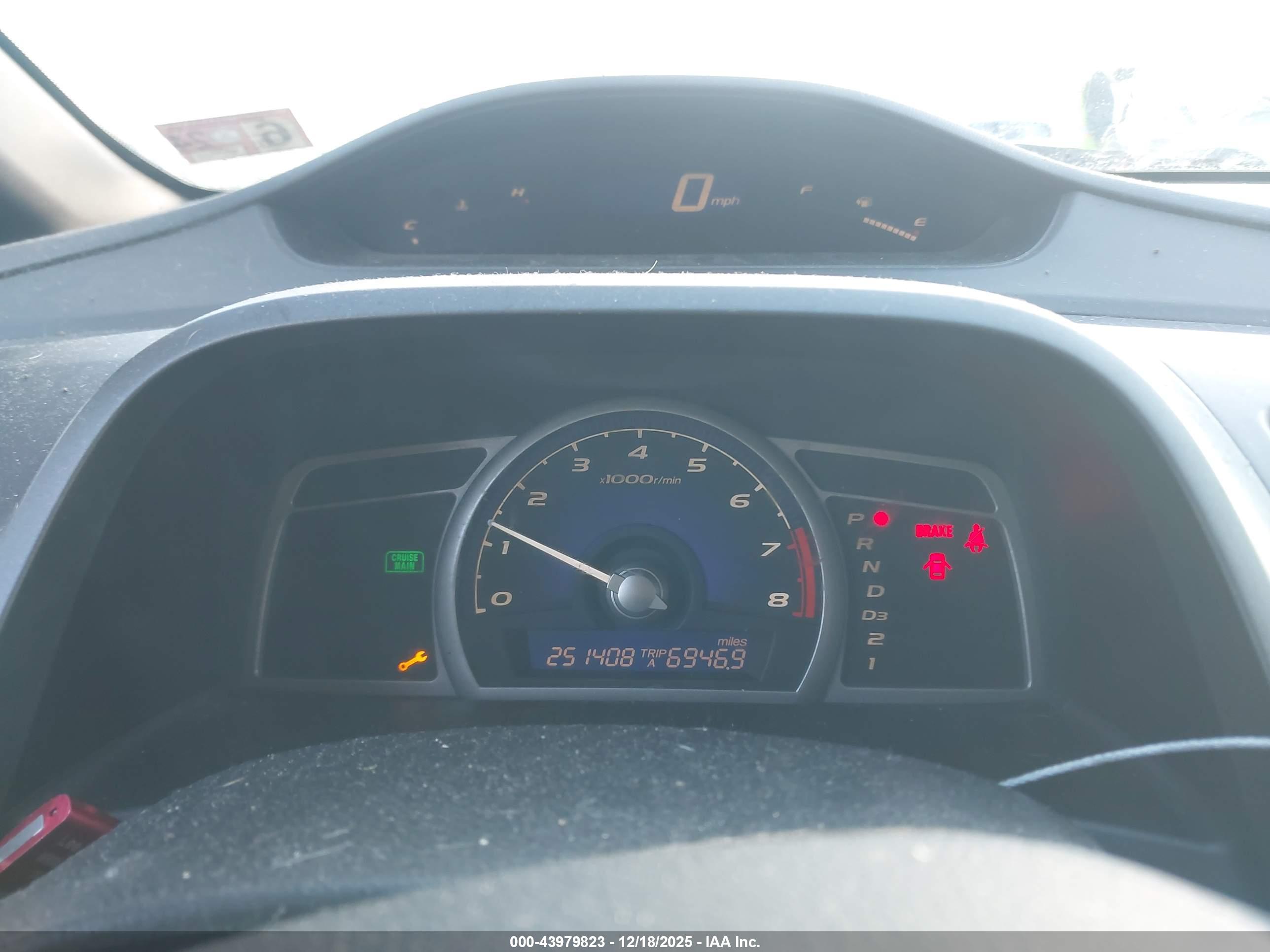 HONDA CIVIC image 7