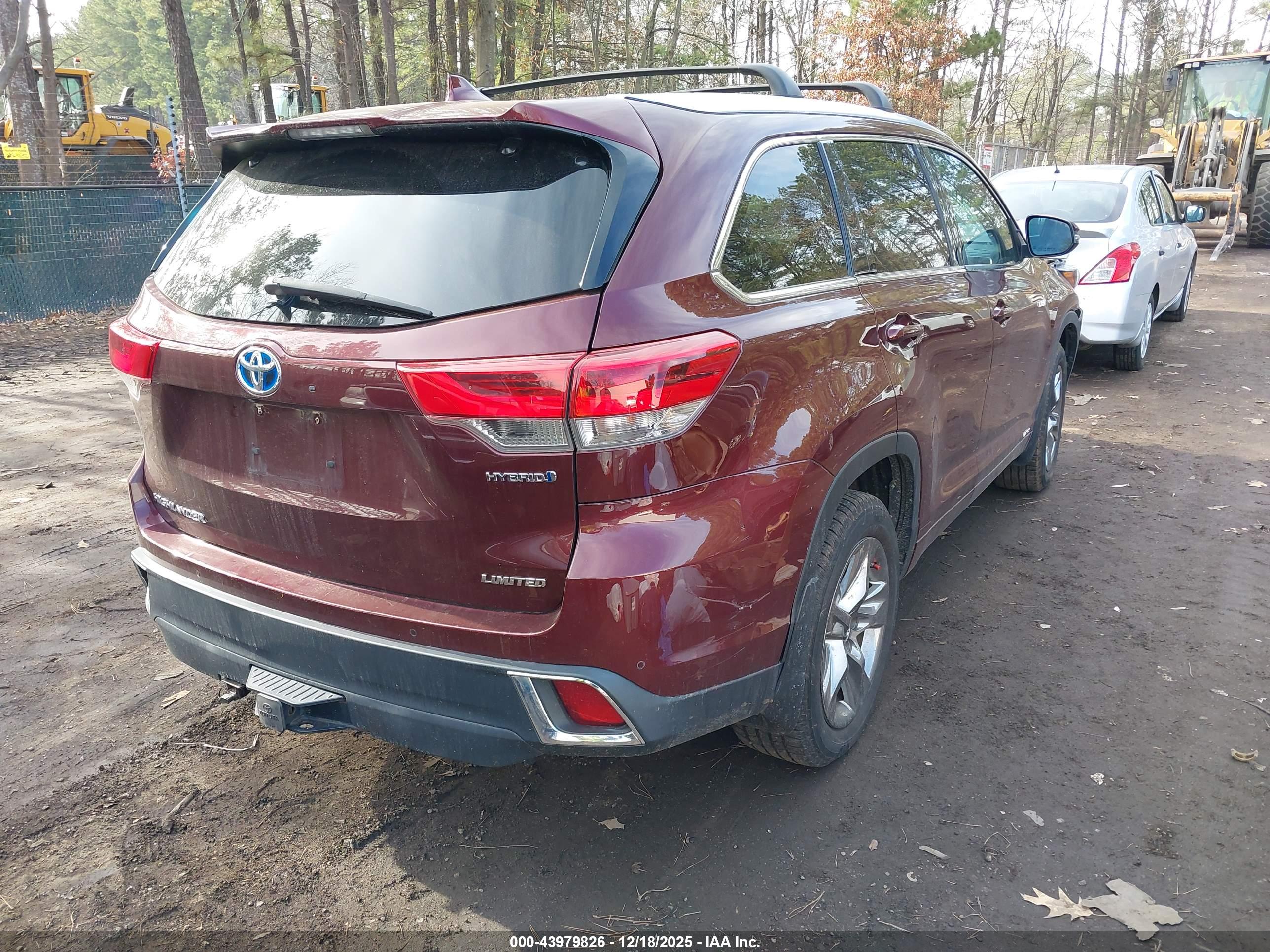 TOYOTA HIGHLANDER image 4