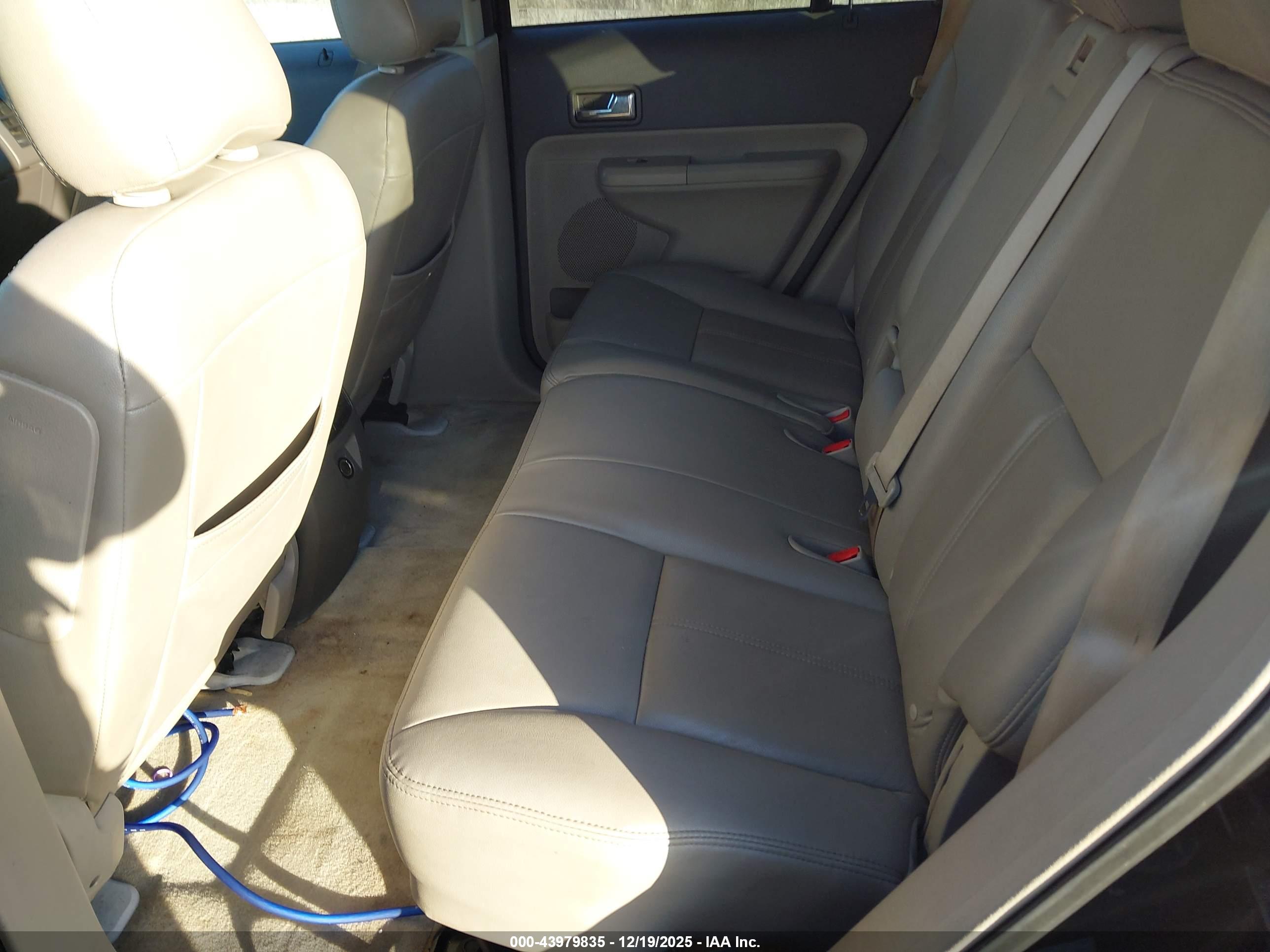 FORD EDGE image 8