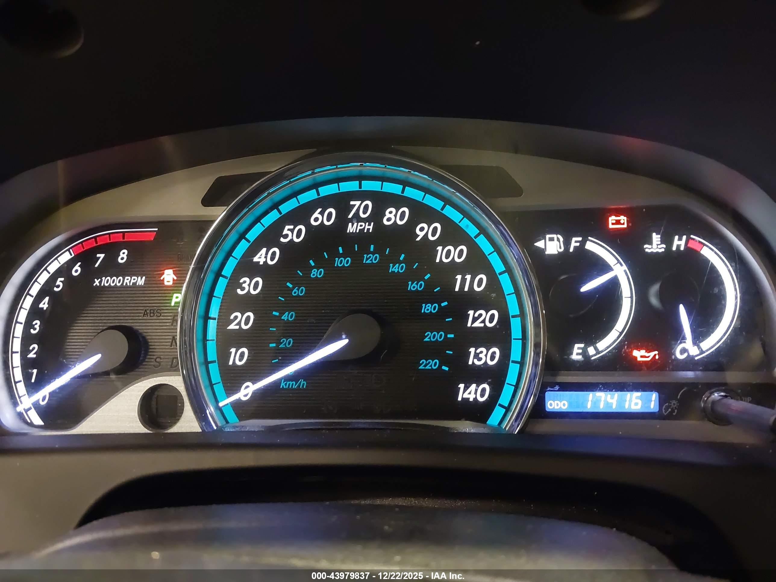TOYOTA VENZA image 7