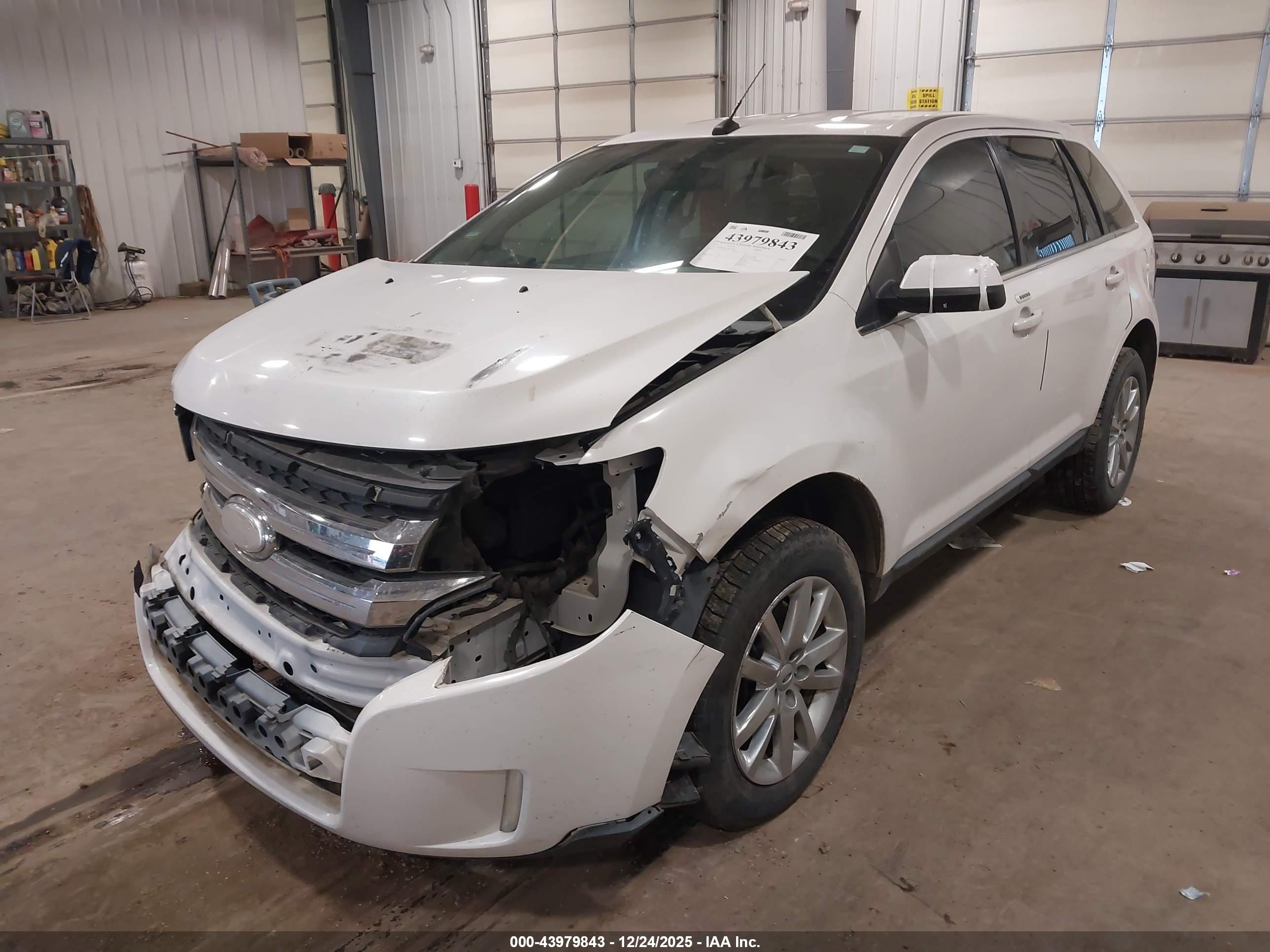 FORD EDGE image 2