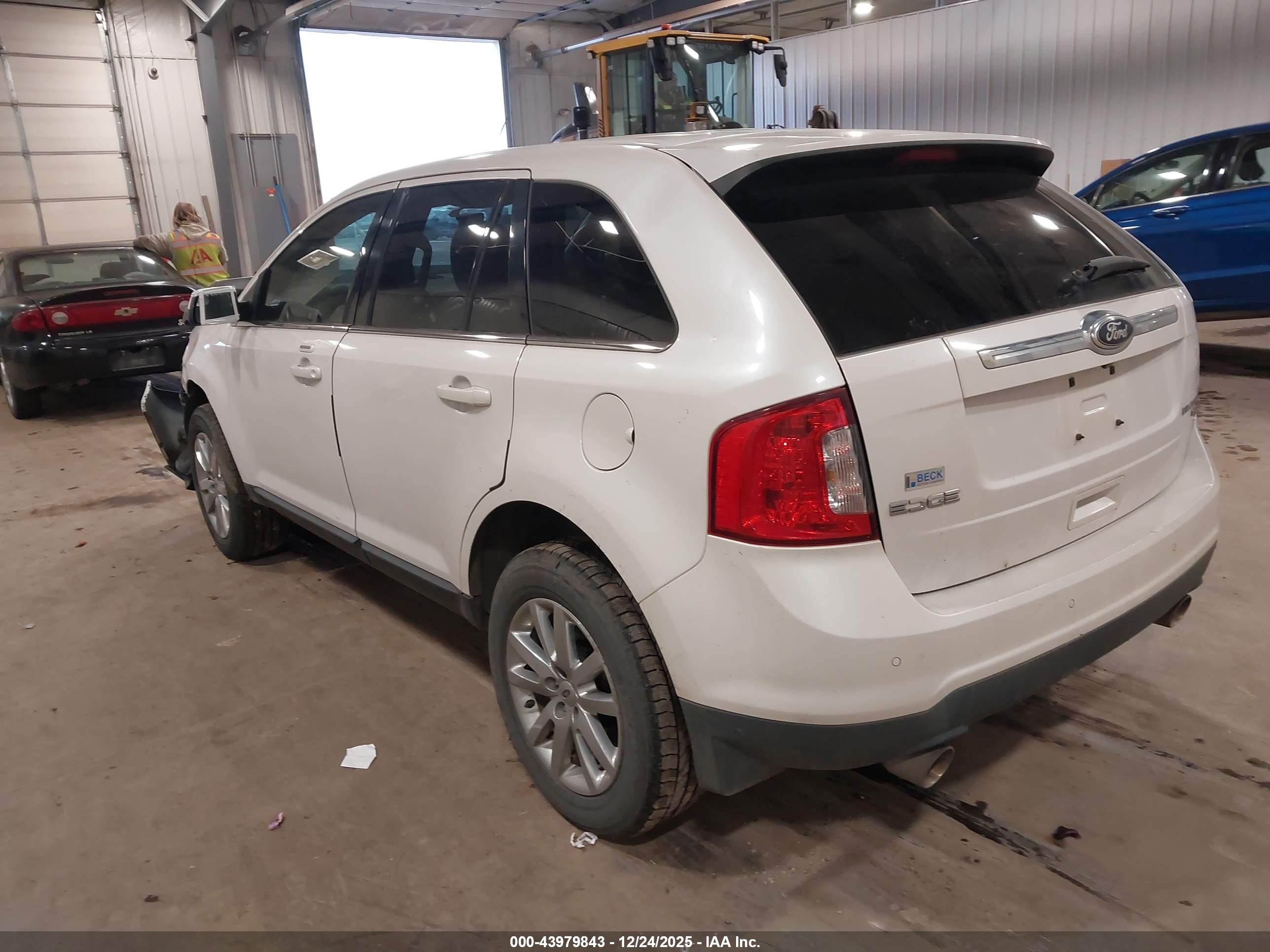 FORD EDGE image 3