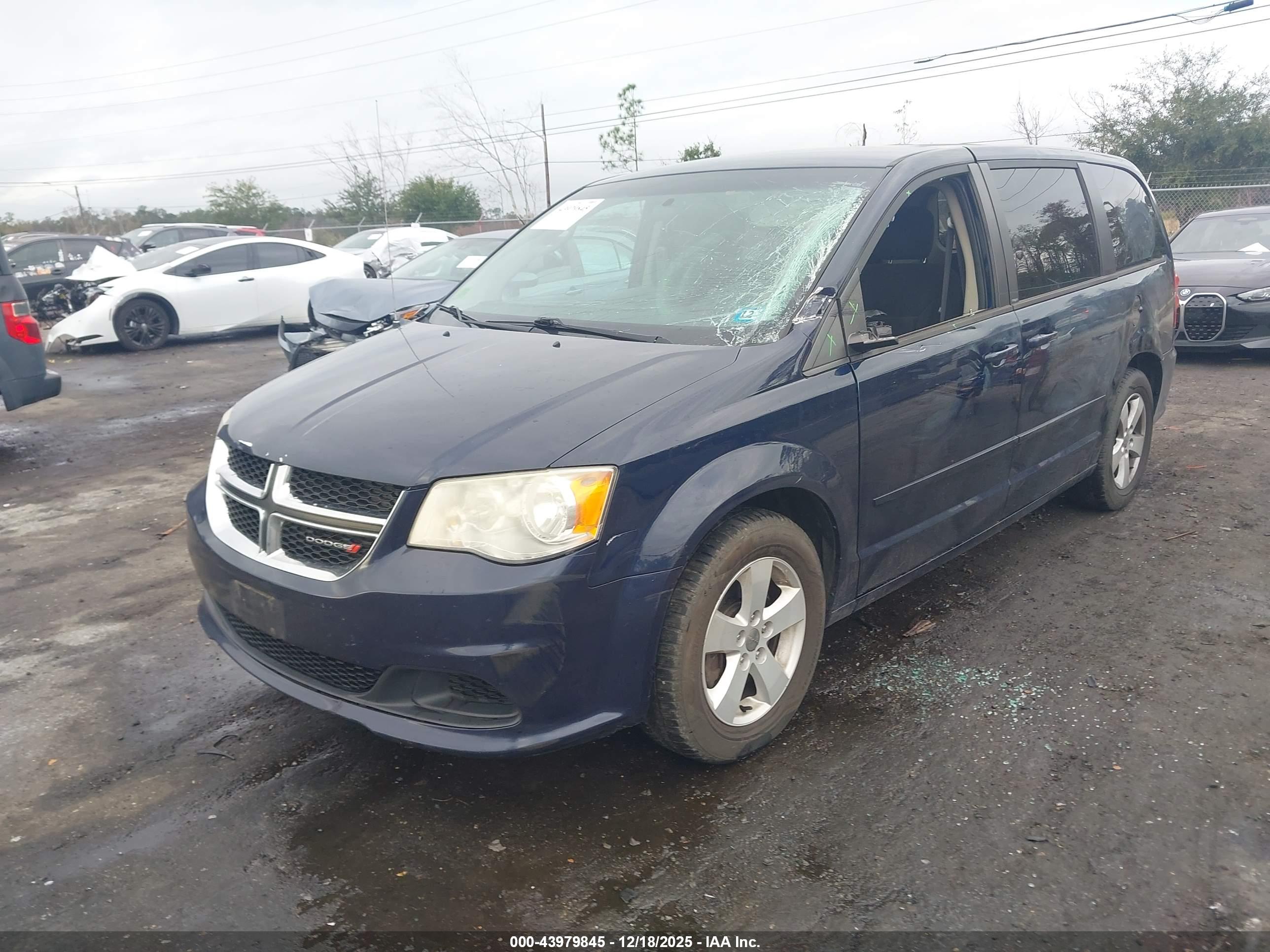 DODGE GRAND image 2