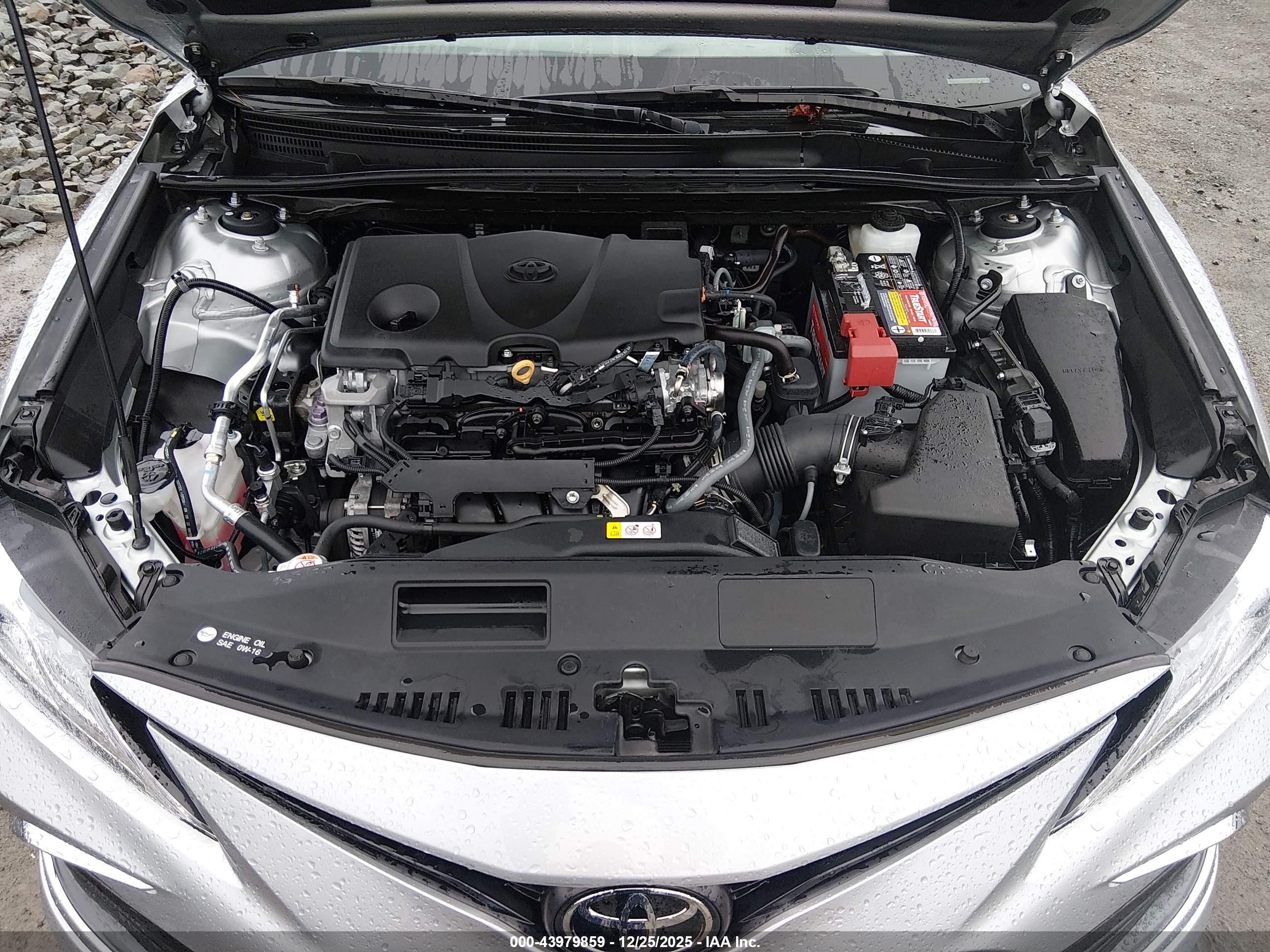 TOYOTA CAMRY image 10