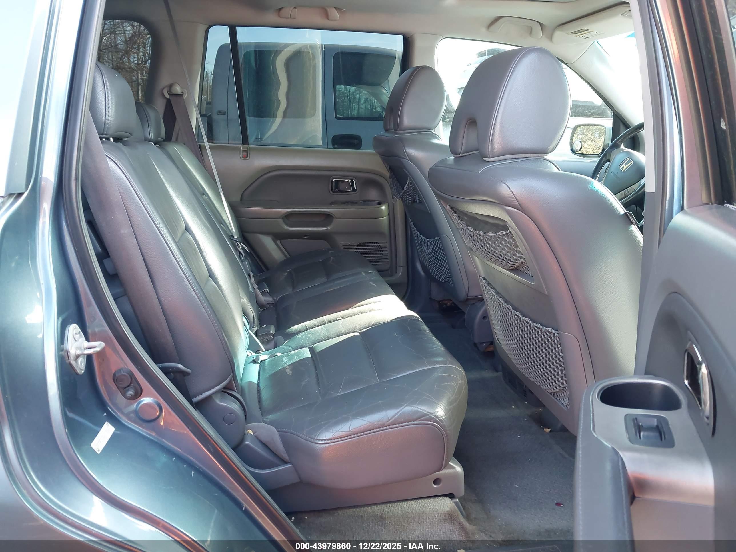 HONDA PILOT image 8