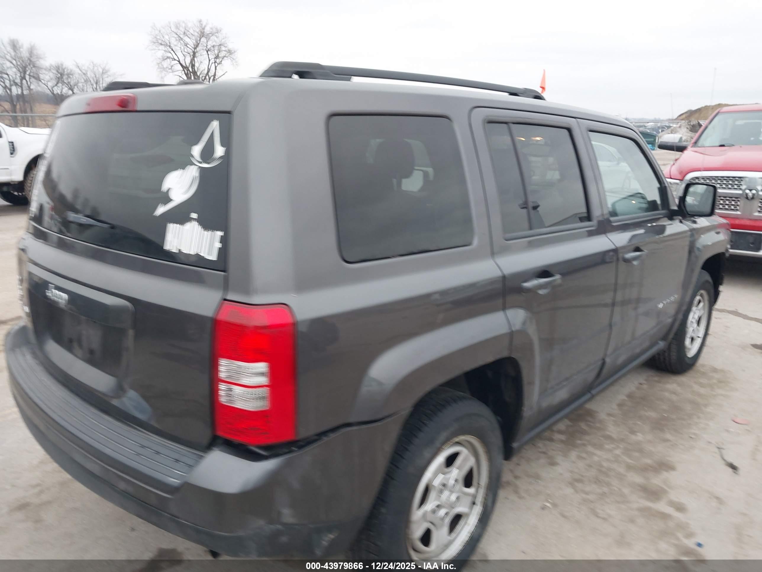 JEEP PATRIOT image 4