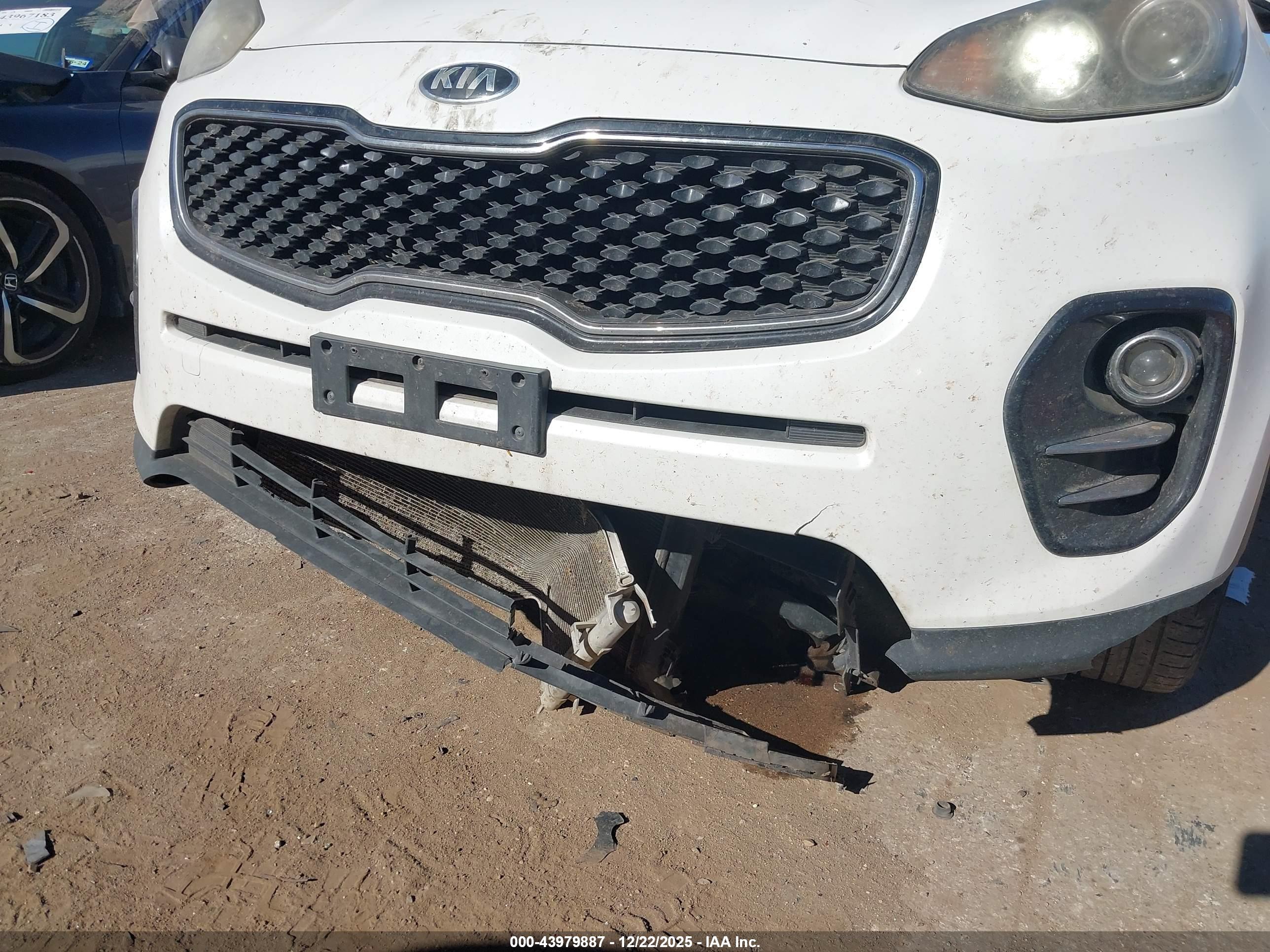 KIA SPORTAGE image 6