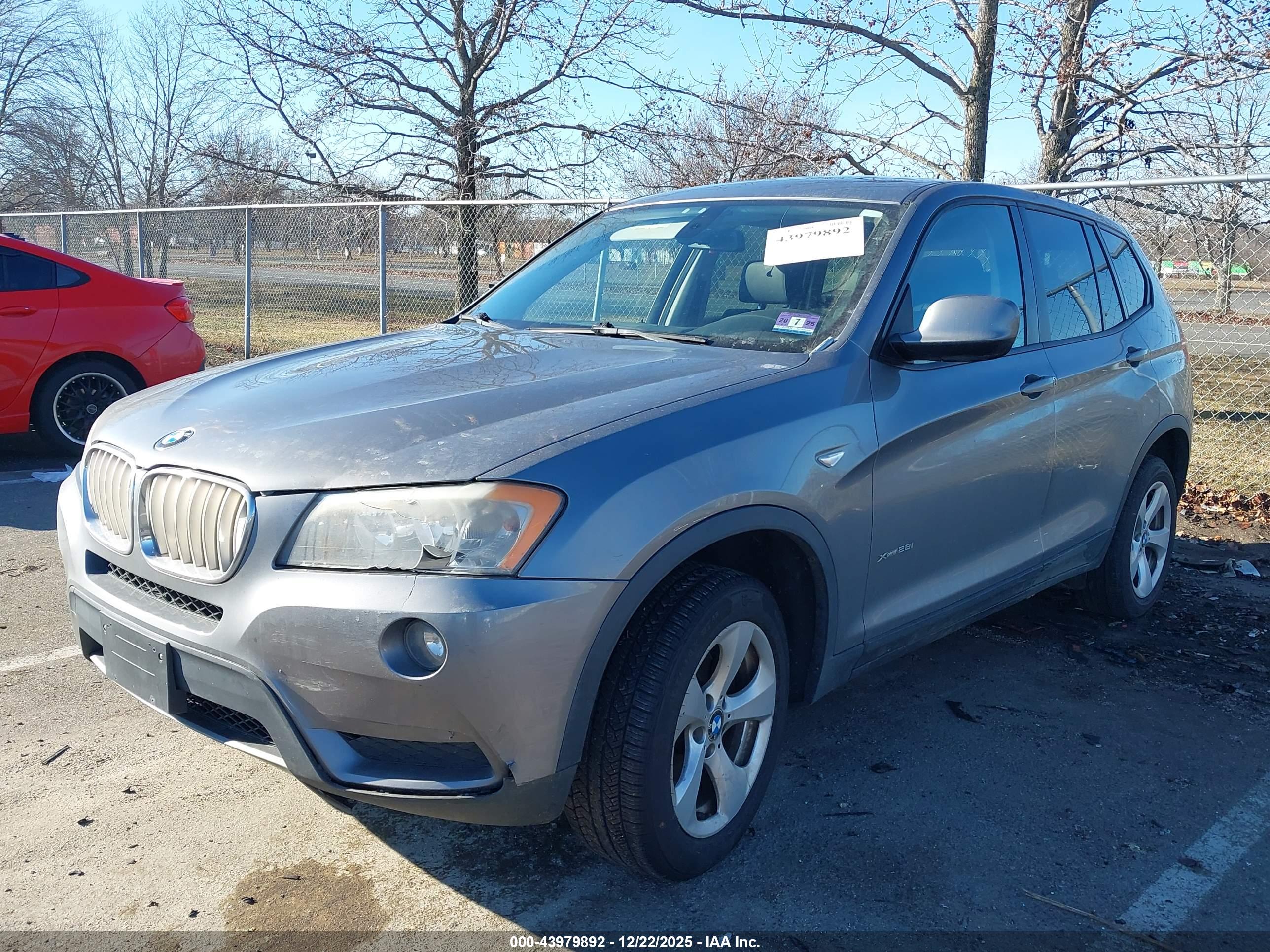 BMW X3 image 2