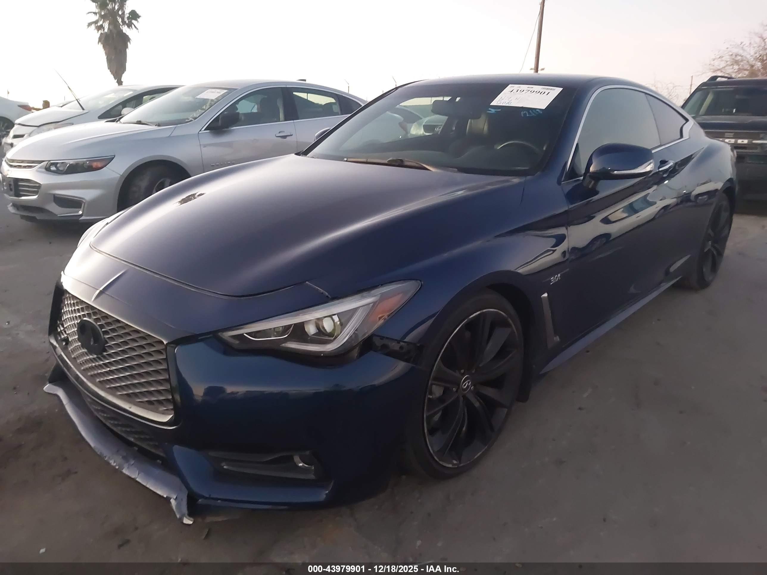 INFINITI Q60 image 2
