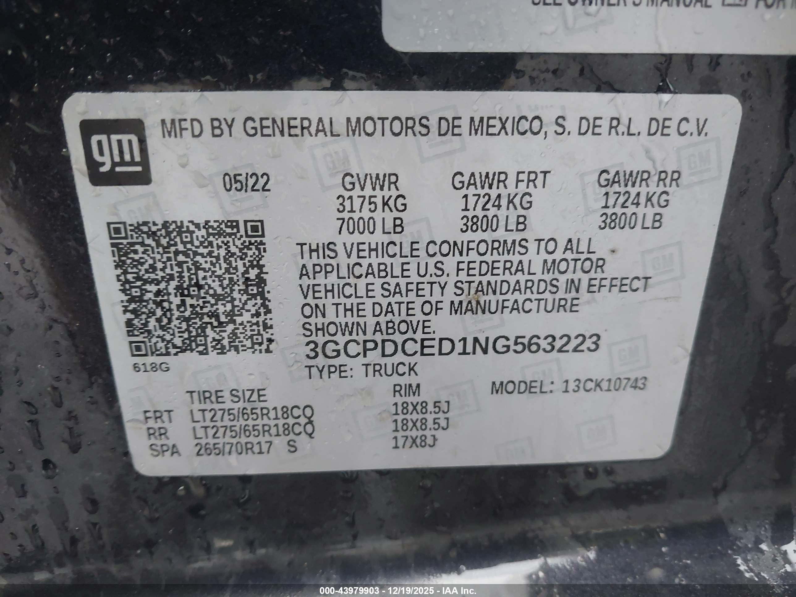 CHEVROLET SILVERADO image 9