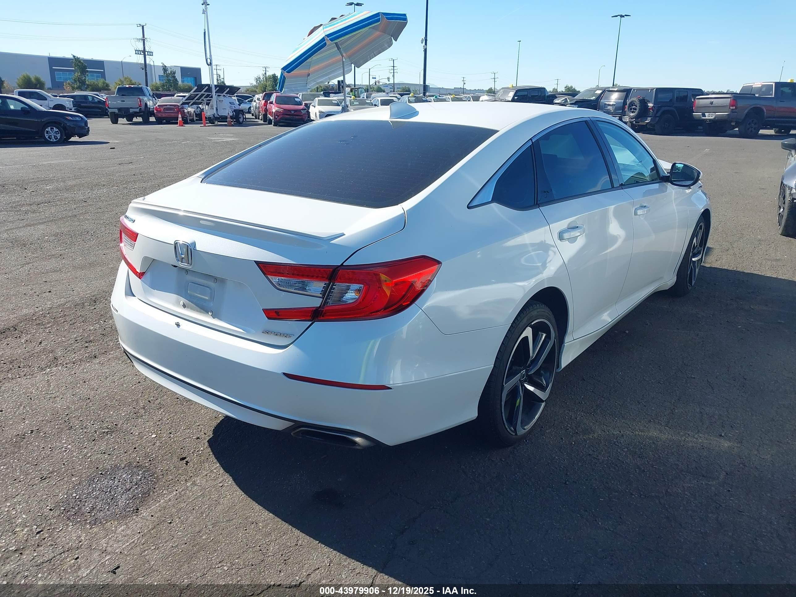 HONDA ACCORD image 4