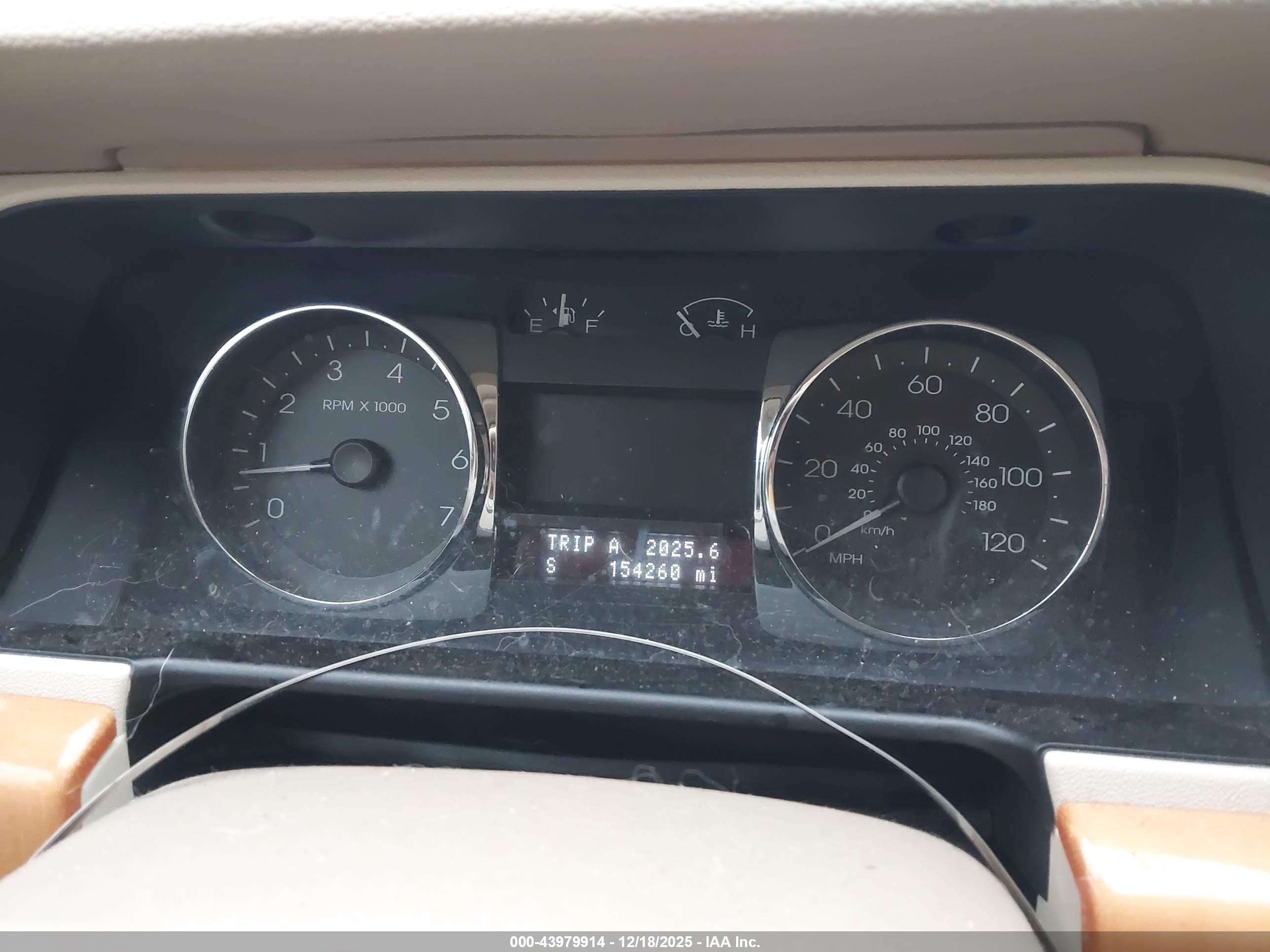 LINCOLN MKZ image 7
