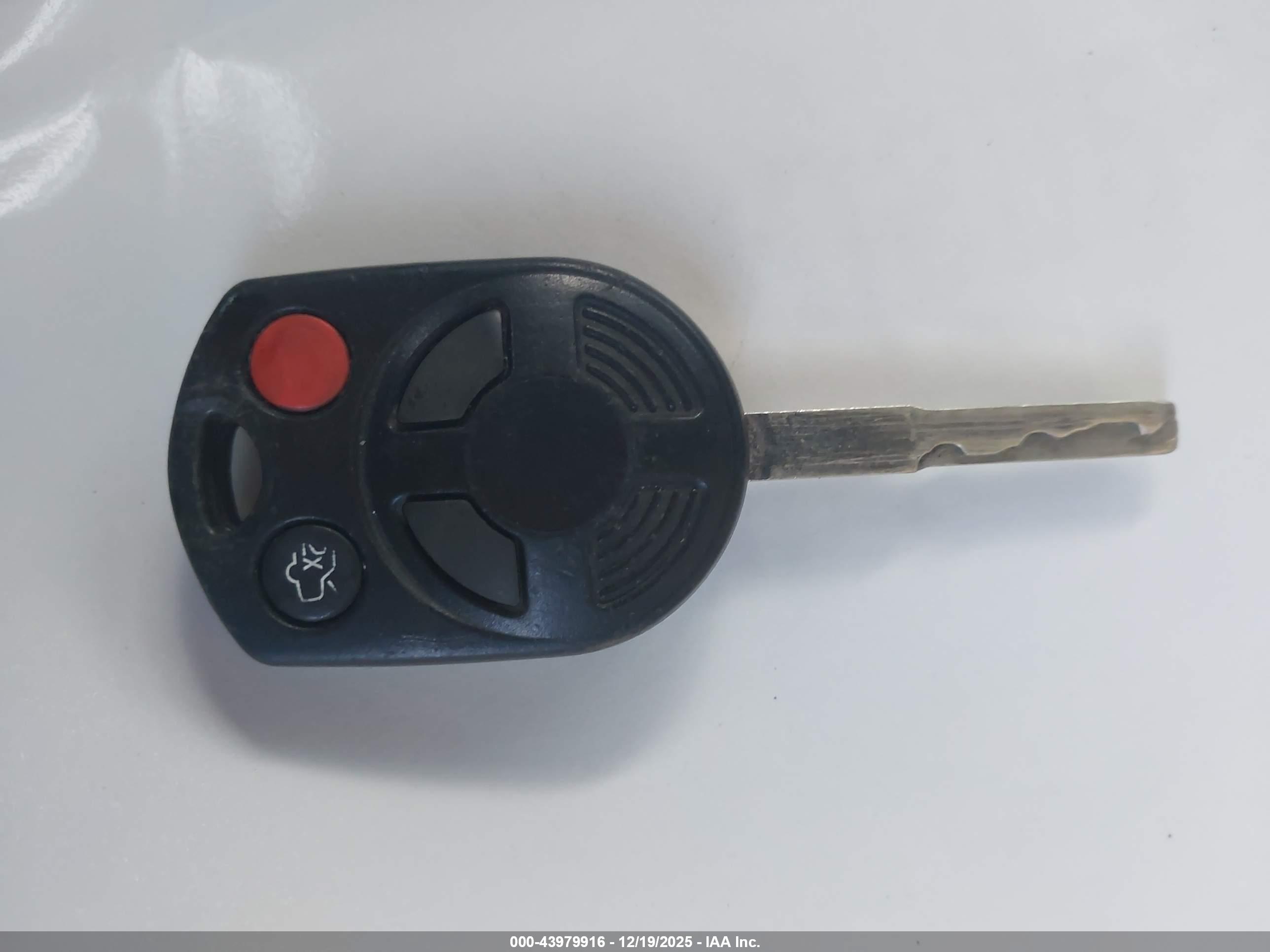 FORD FOCUS image 11