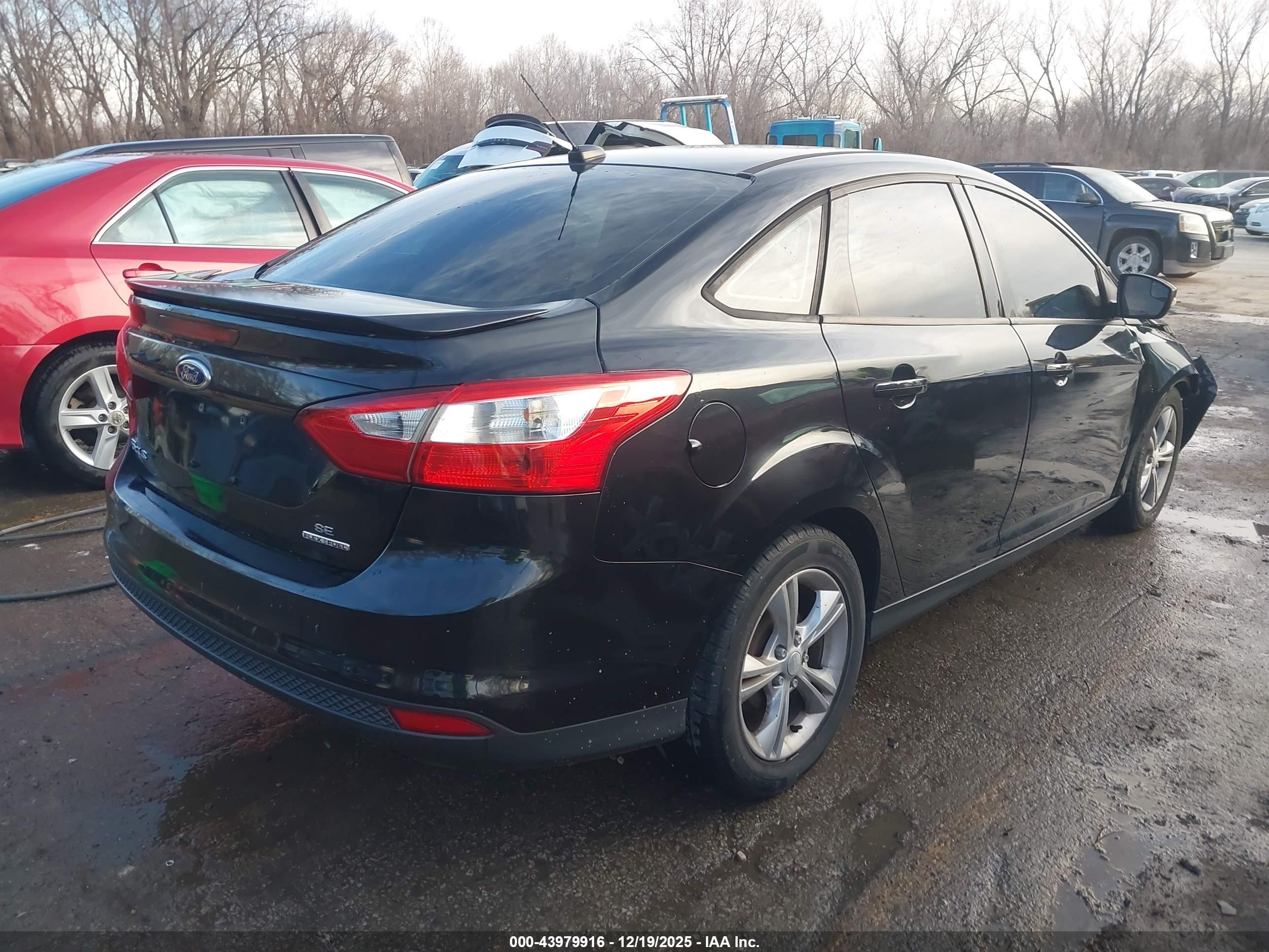 FORD FOCUS image 4