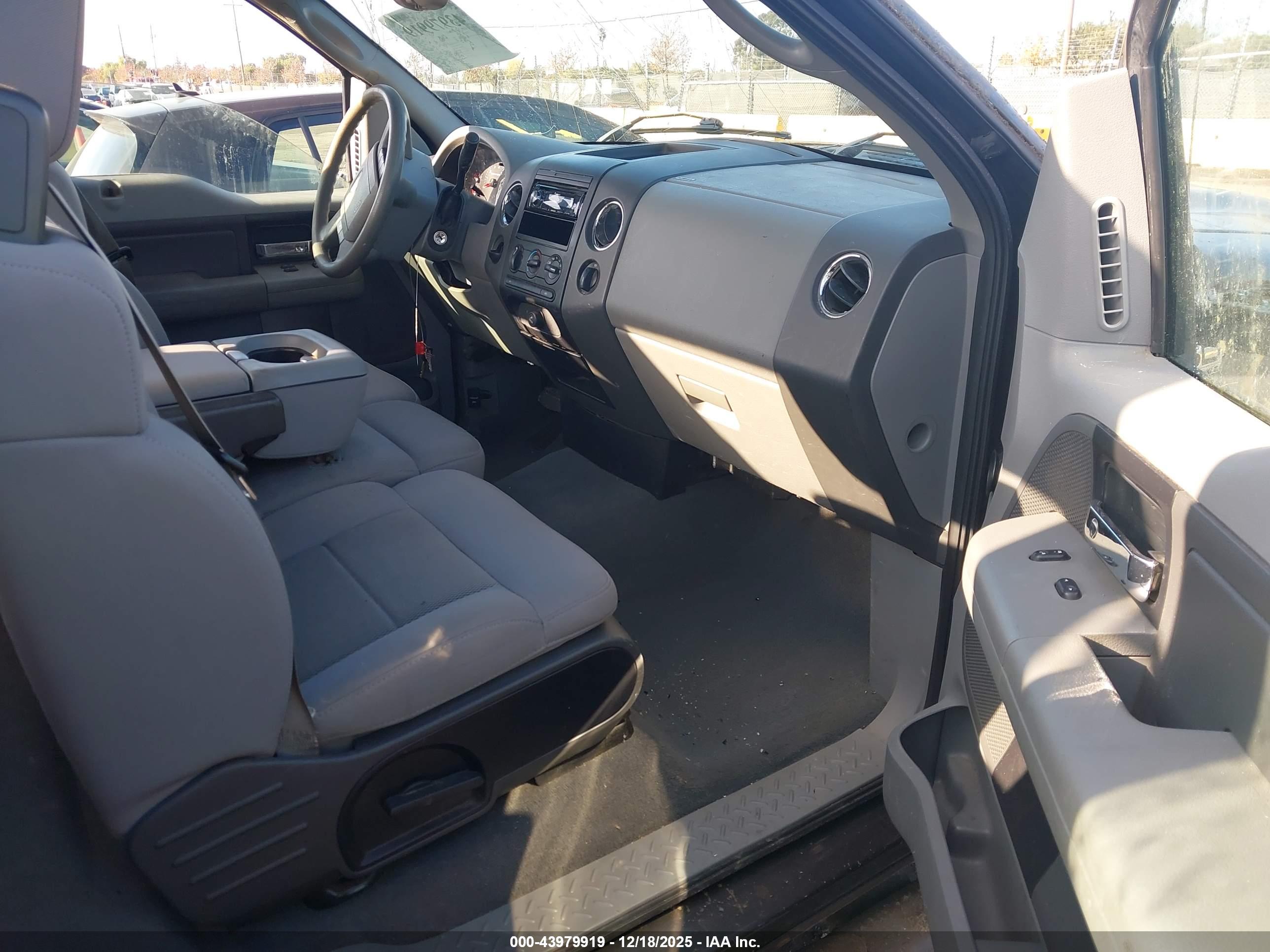 FORD F-150 image 5