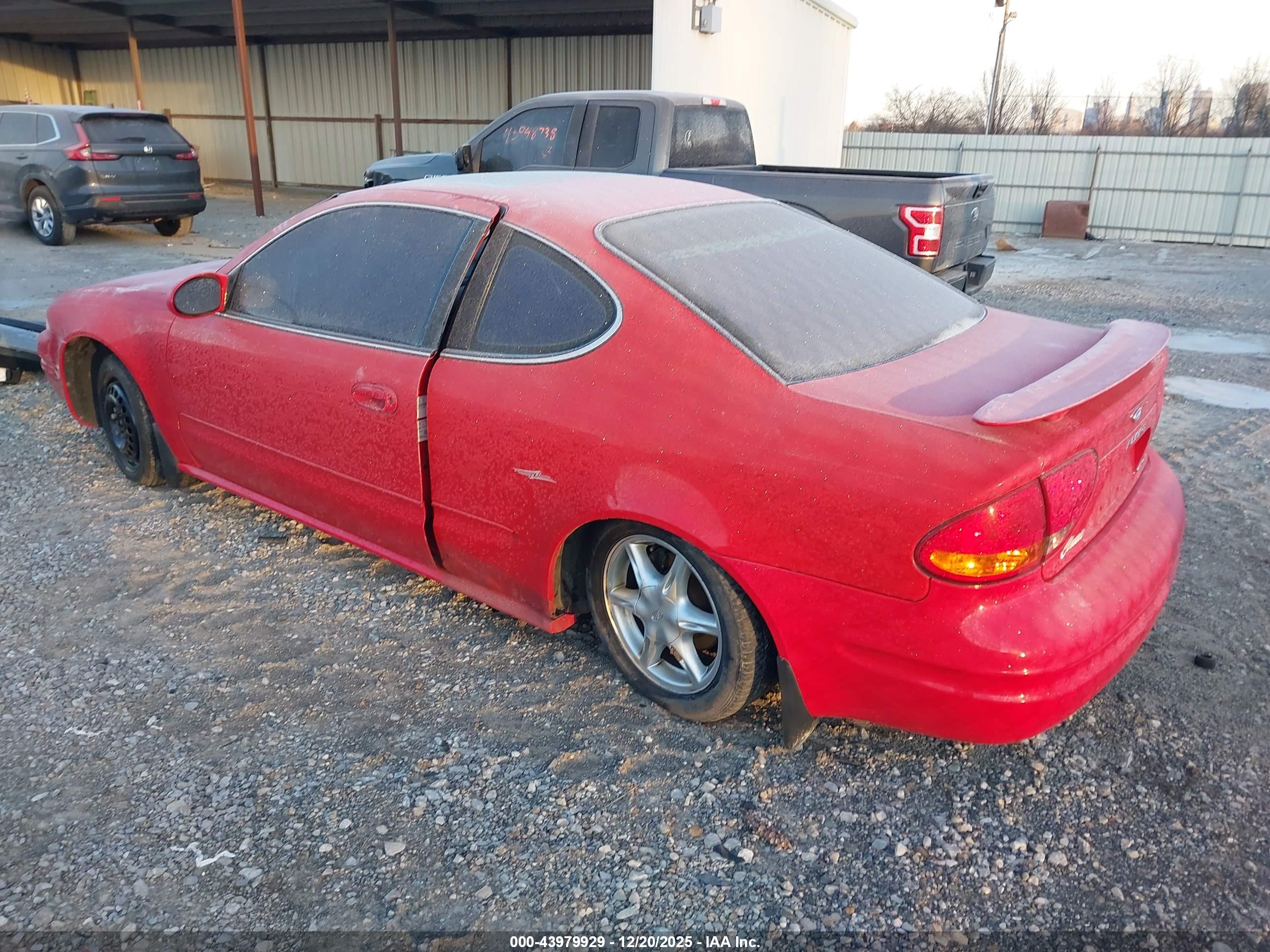 OLDSMOBILE ALERO image 3