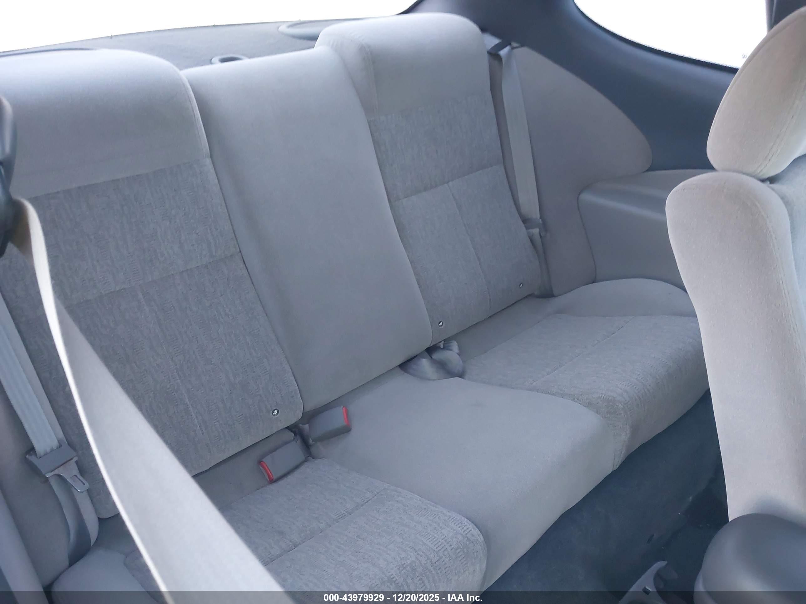 OLDSMOBILE ALERO image 8
