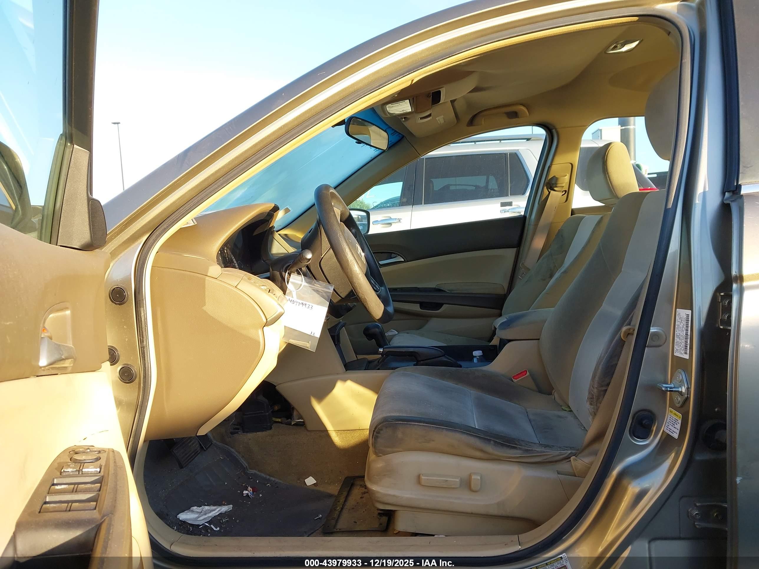 HONDA ACCORD image 5