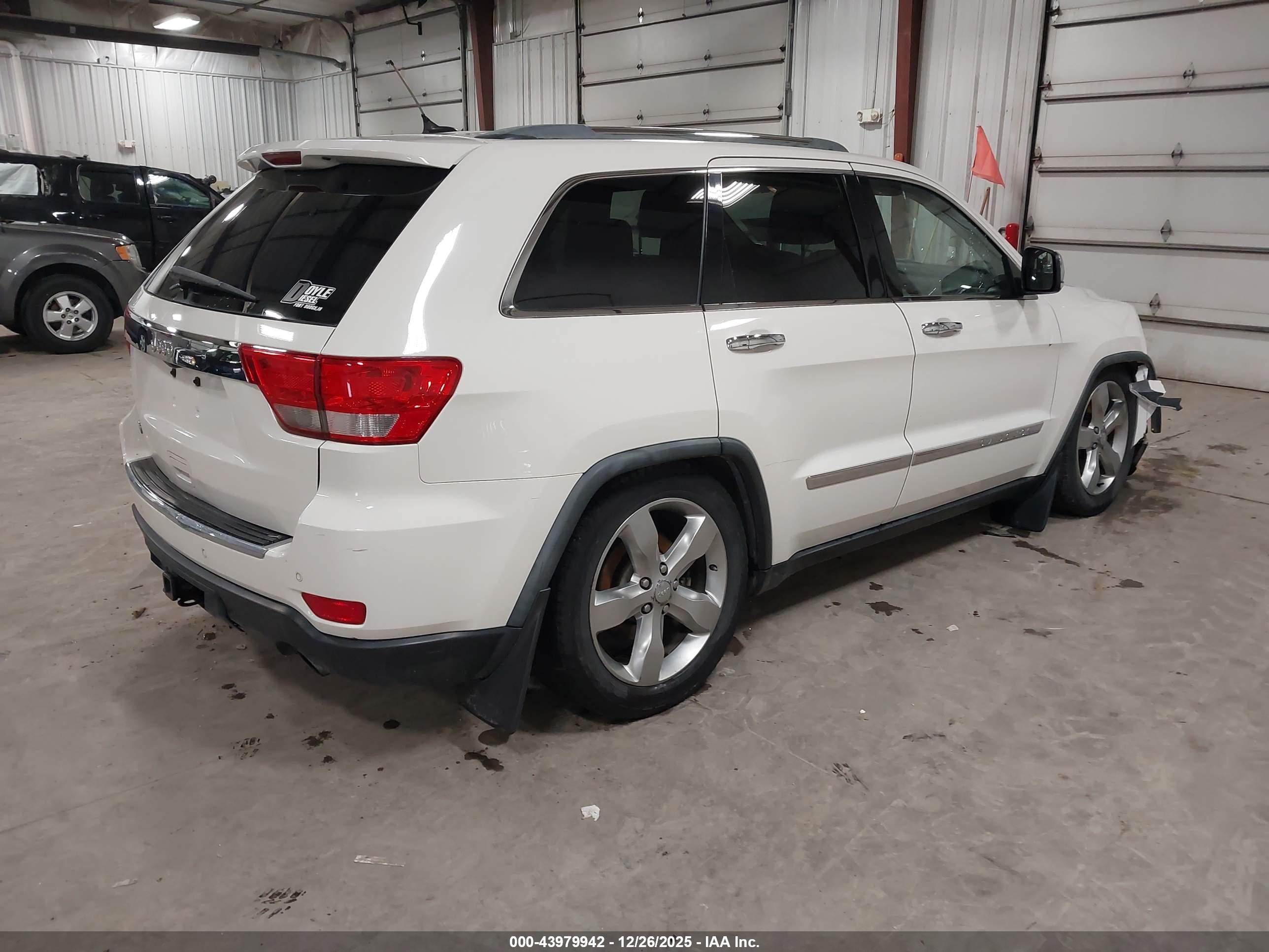 JEEP GRAND image 4