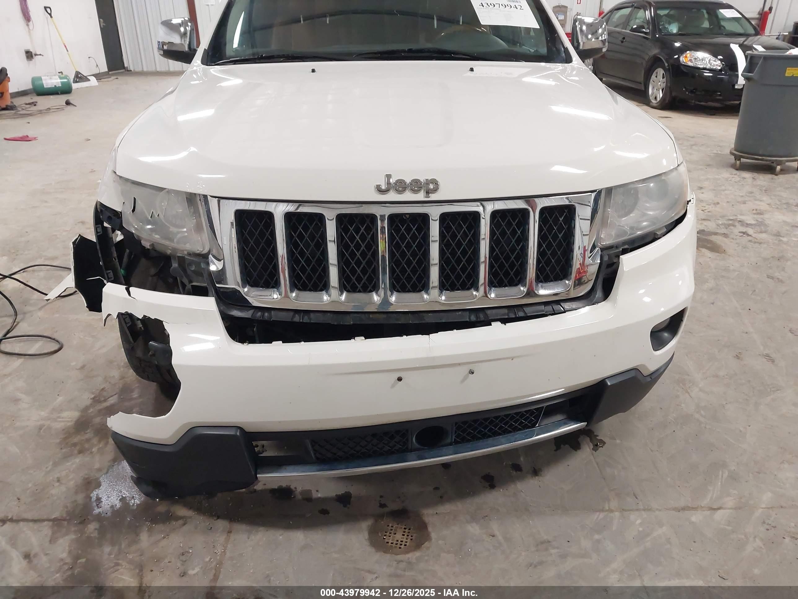 JEEP GRAND image 6