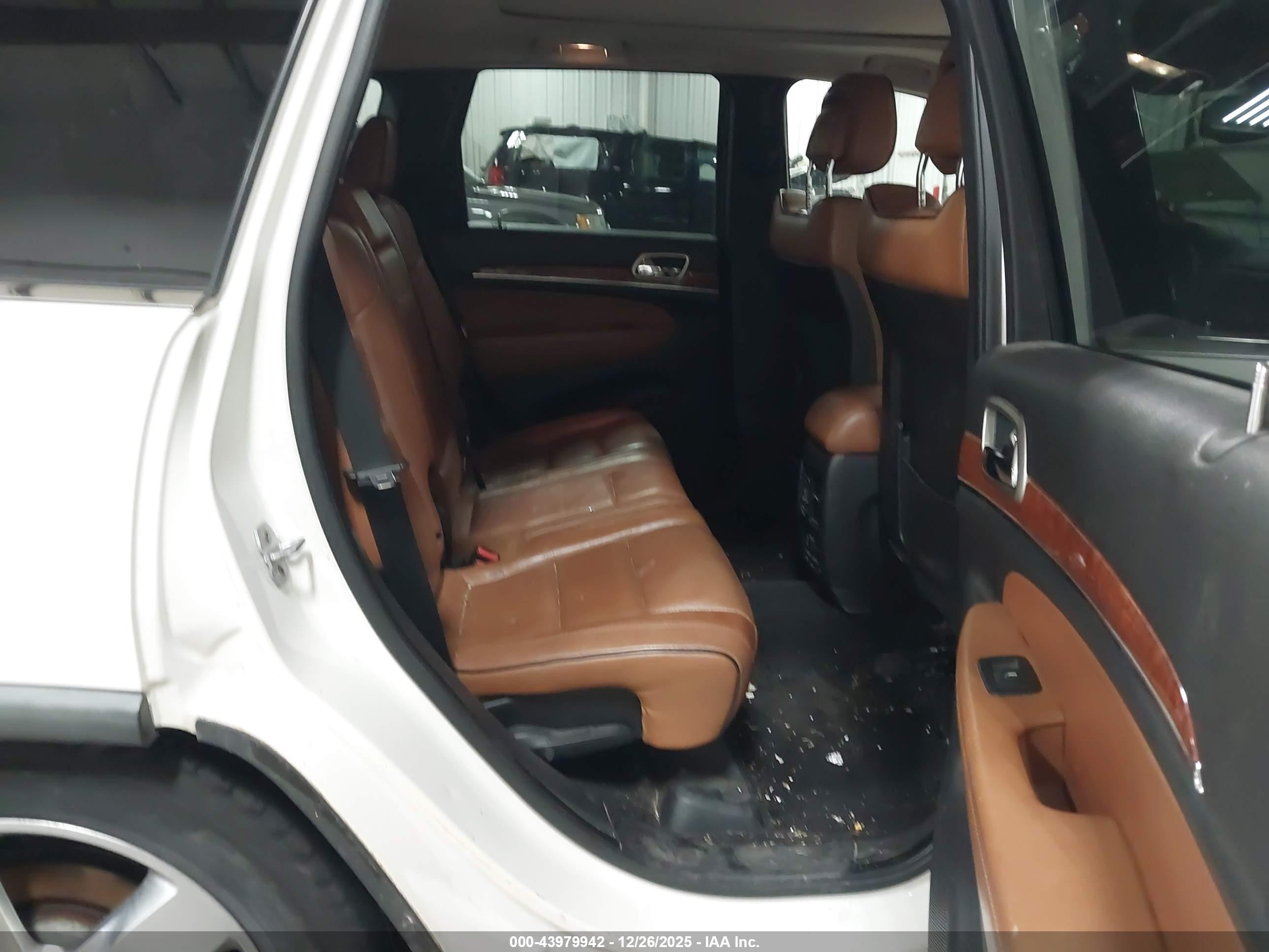 JEEP GRAND image 8