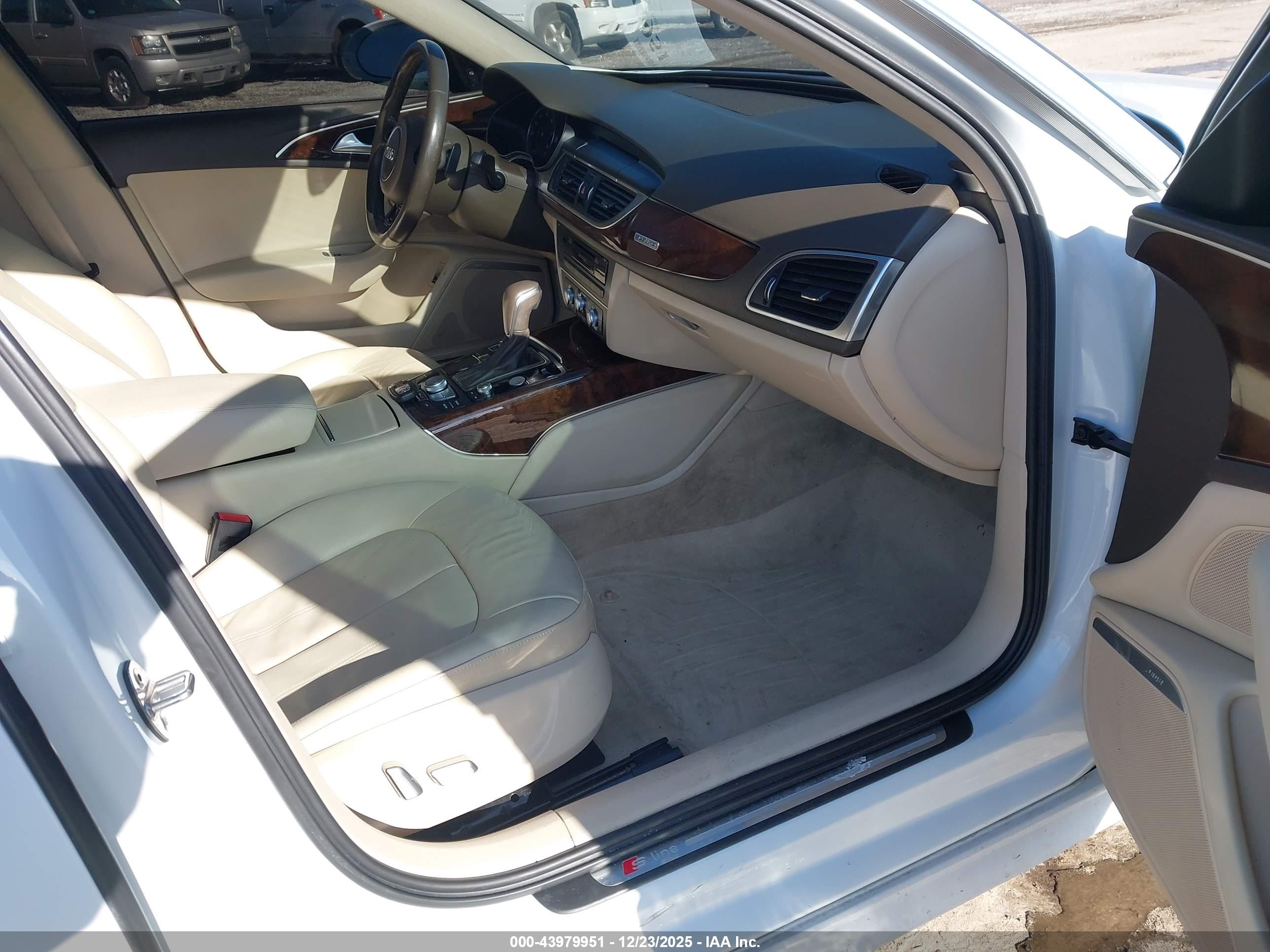 AUDI A6 image 5