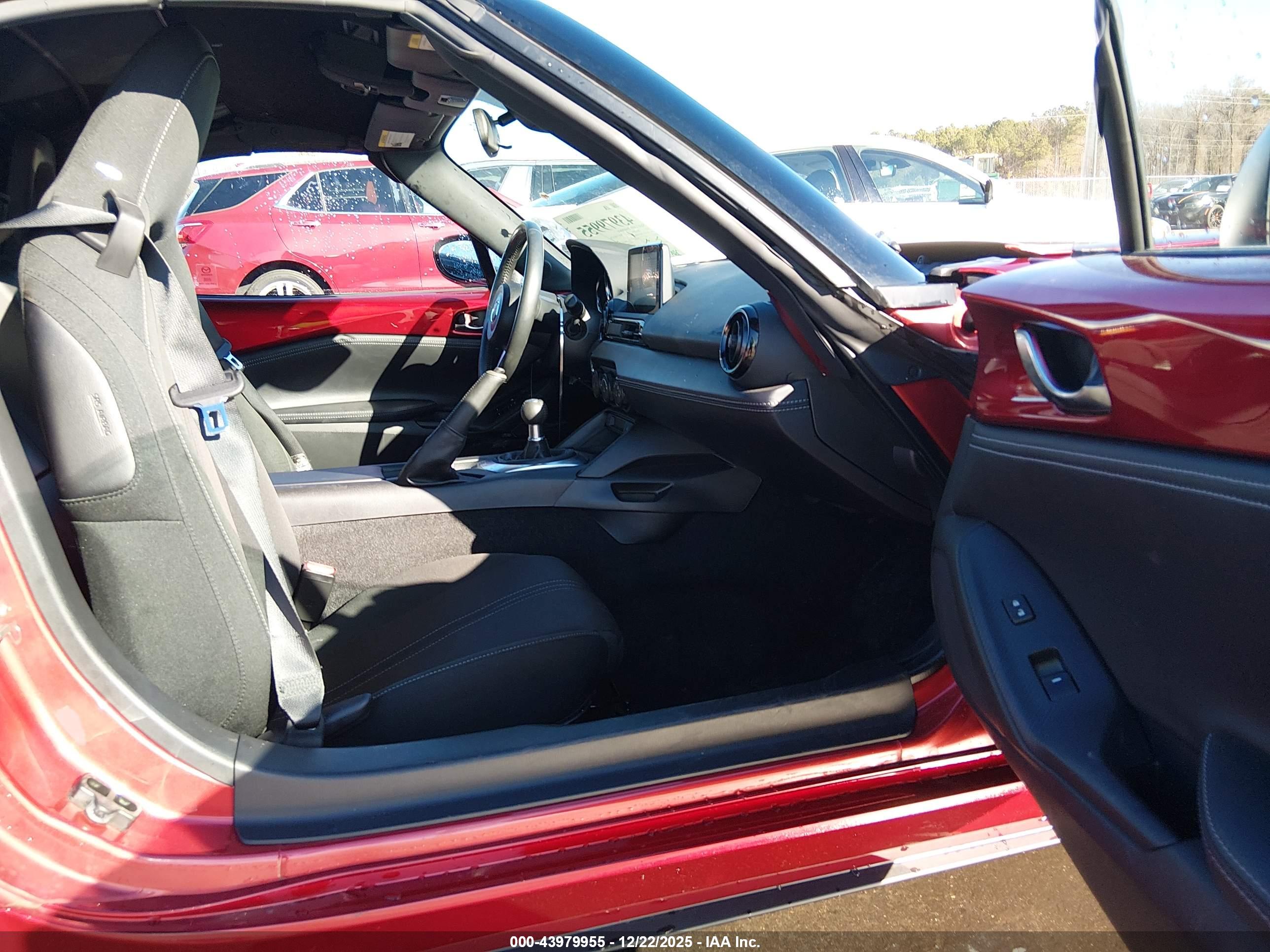 MAZDA MX-5 image 5